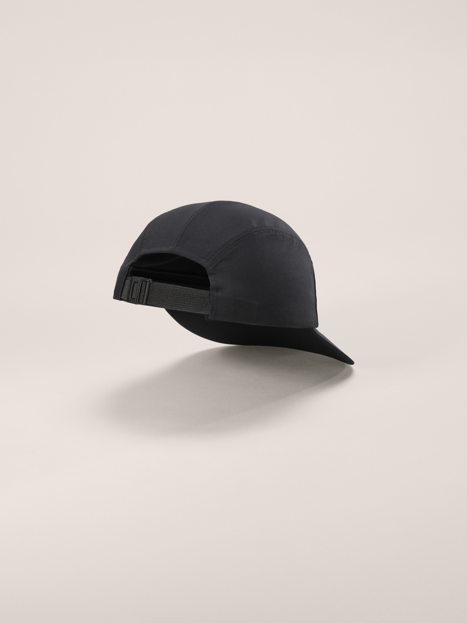 ARC'TERYX Gamma 5 Panel Cap L/XL ブラック Arc'teryx Gamma 5 Panel Cap | Black/Arctic Silk Small Medium