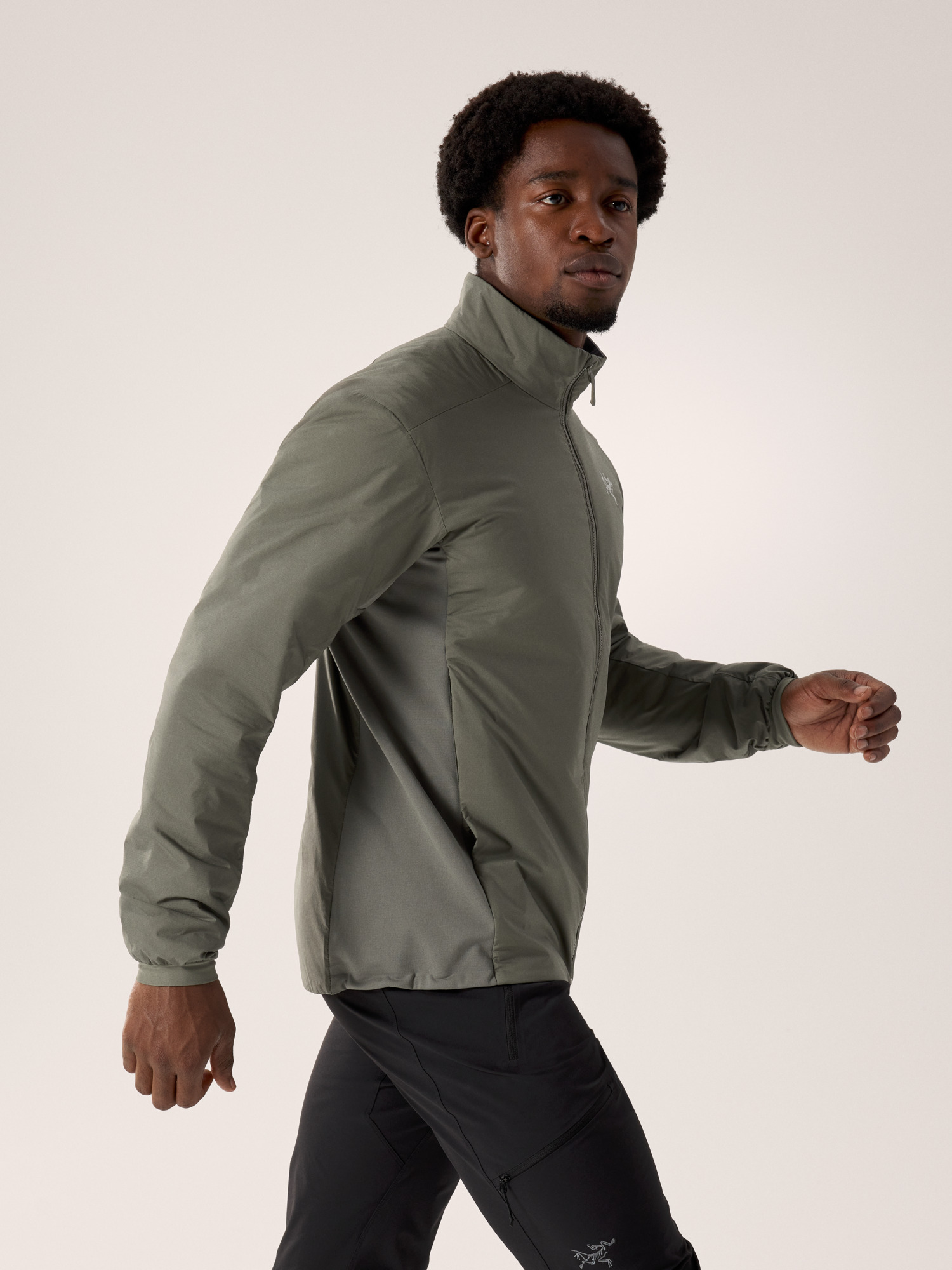 ジャケット・アウター ARC'TERYX ATOM LT JACKET BLACK アトム ジャケット メンズ – アークテリクス公式オンラインストア