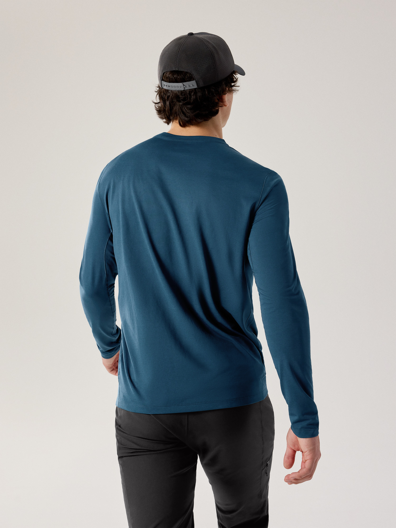 Arcteryx Cormac Crew LS ブルー Amazon.com: Arc'teryx Cormac Crew Neck Shirt LS Men's | UPF