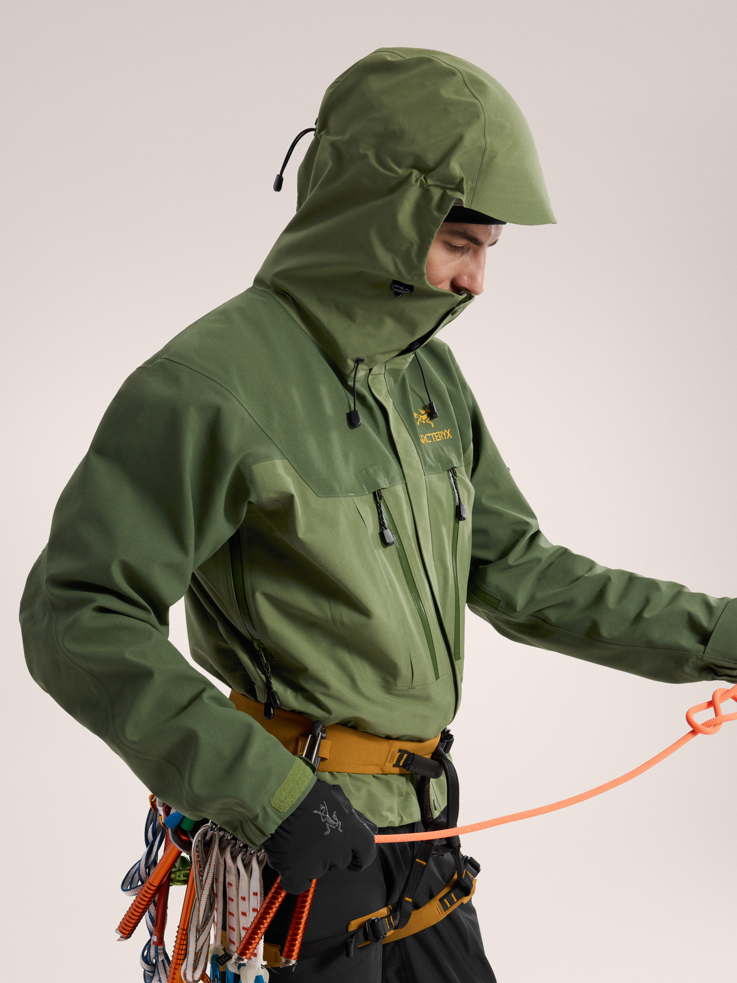 Alpha SV Jacket - Archive Men's | Arc'teryx Outlet