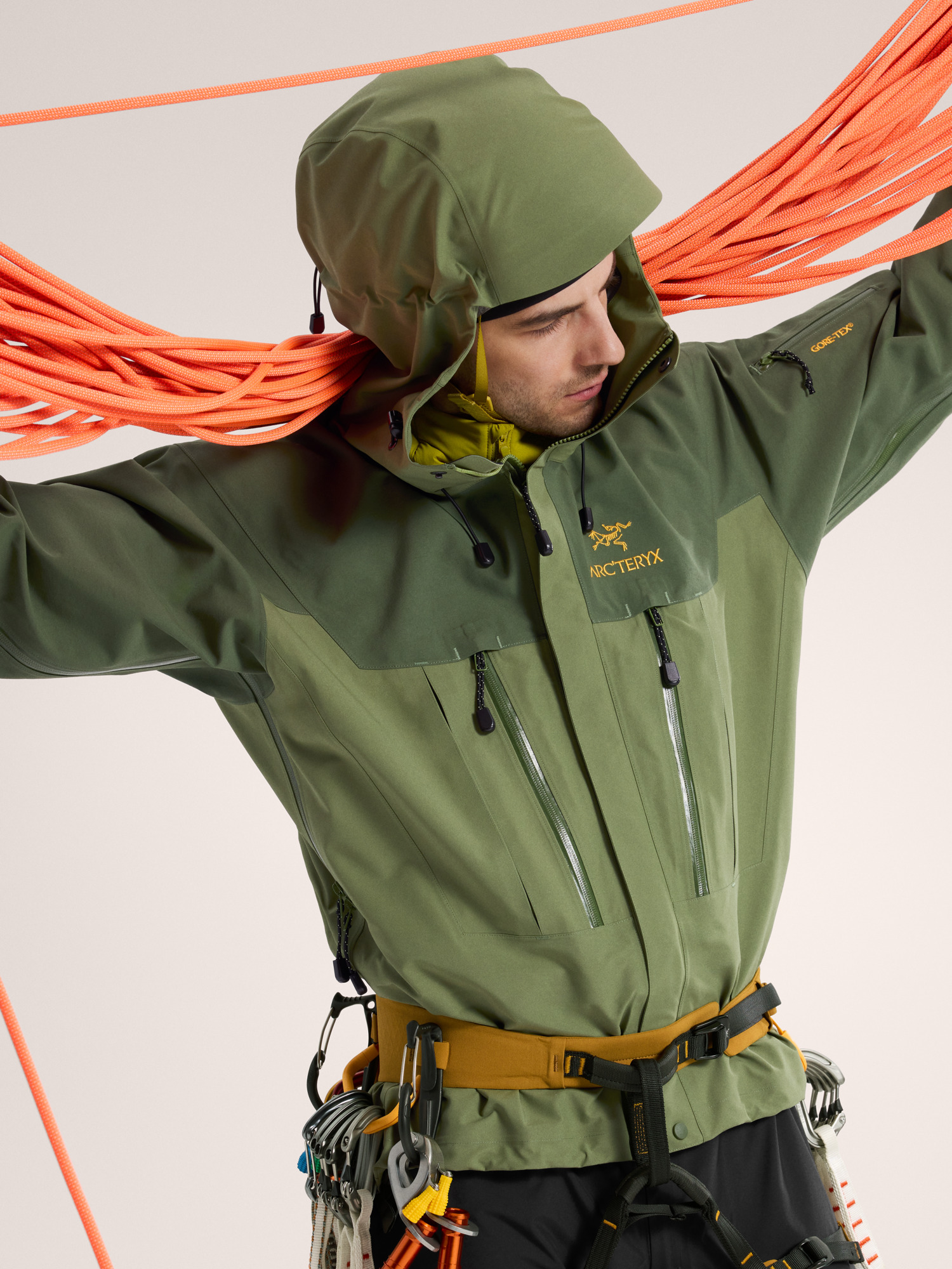 Alpha SV Jacket - Archive Men's | Arc'teryx Outlet