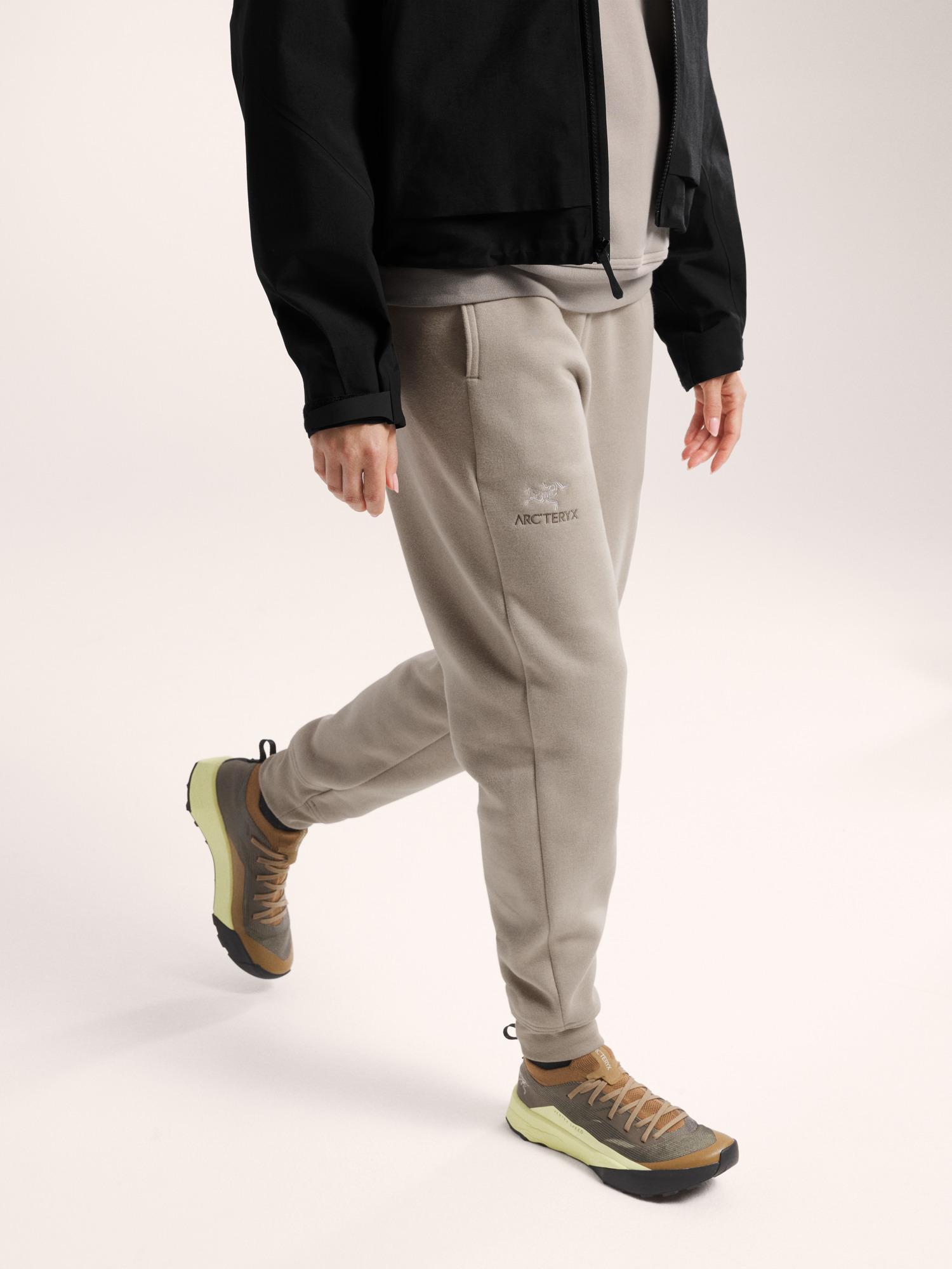 Emblem Fleece Jogger Women's | Arc'teryx United States