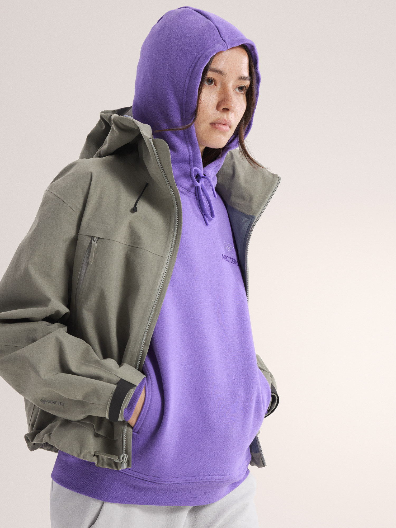 Emblem Fleece Hoody Women's | Arc'teryx Canada