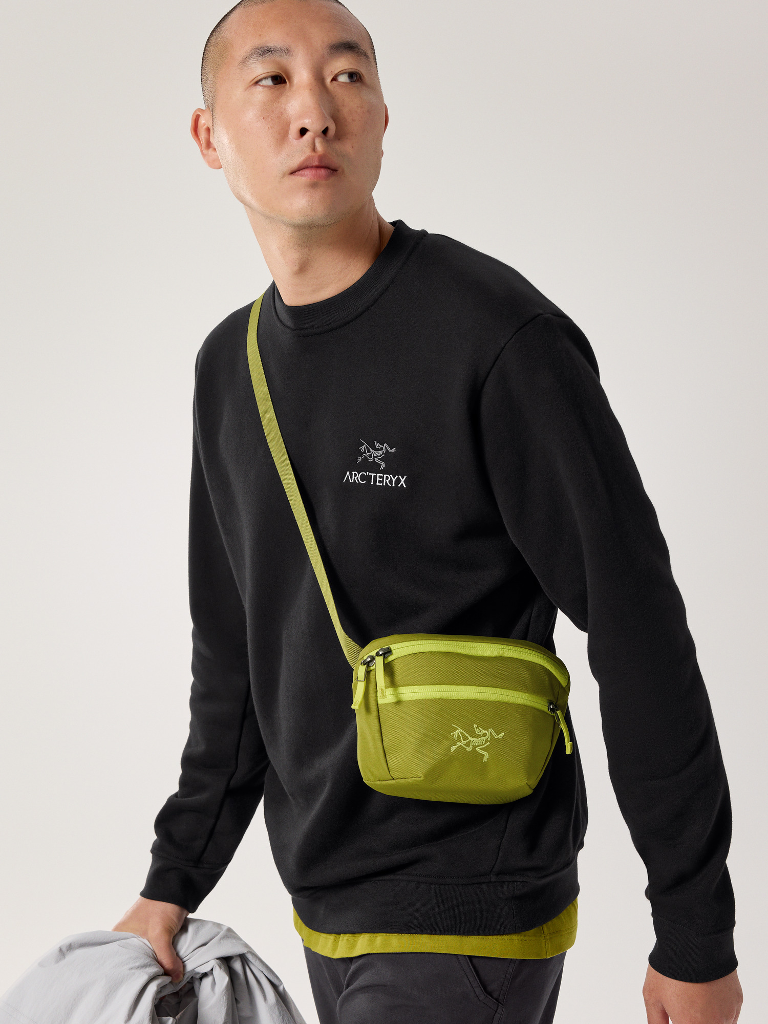 Emblem Fleece Crew Neck Pullover Men's