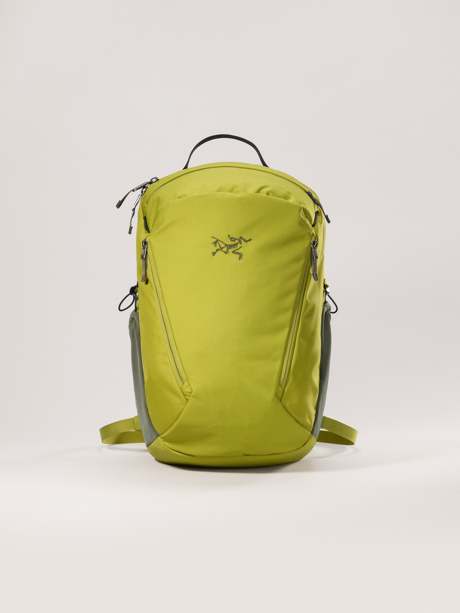 Arc'teryx バックパックMANTIS 26L イエロー 男女兼用 Mantis-26-Backpack-Olive-Moss-