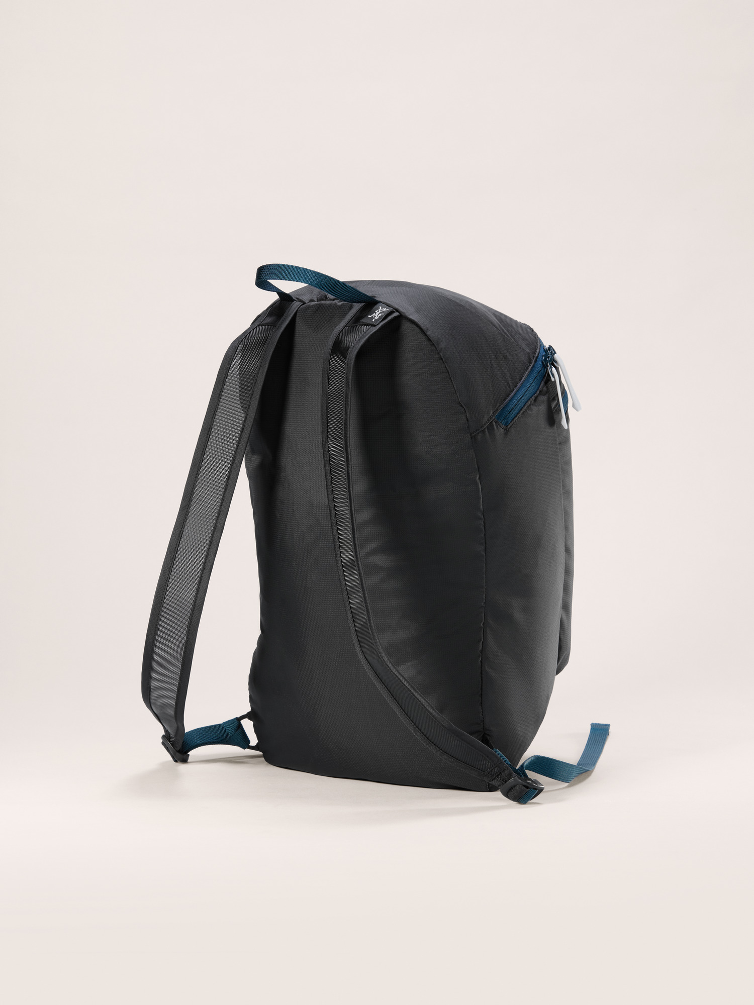 ARC'TERYX・ HELIAD26L28412-132990Backpack Heliad 15 Backpack | Arc'teryx