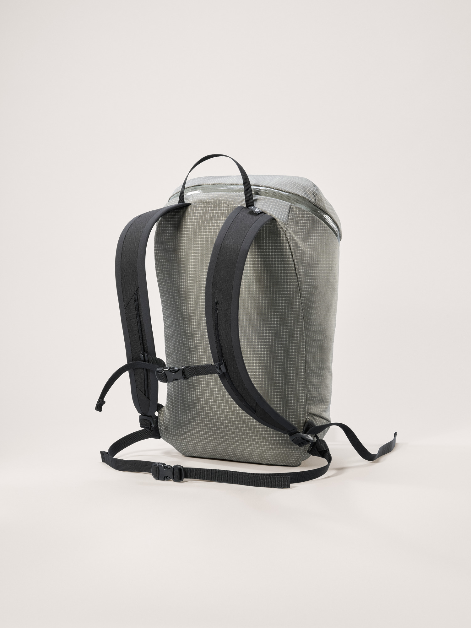 Konseal 15 Backpack | Arc'teryx United States