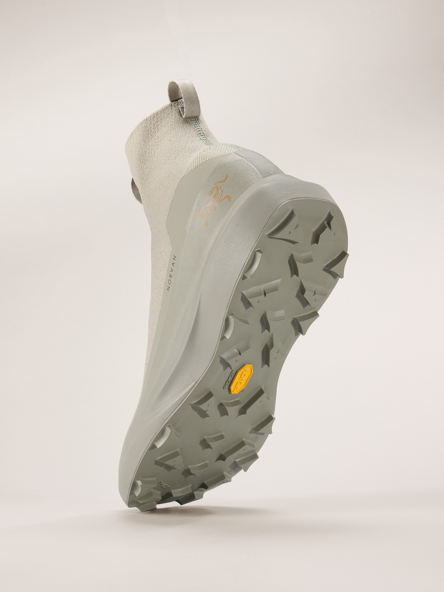 靴 Arc'teryx Norvan Nivalis GTX Shoes 27.0 Arc'teryx Norvan Nivalis GTX review | T3