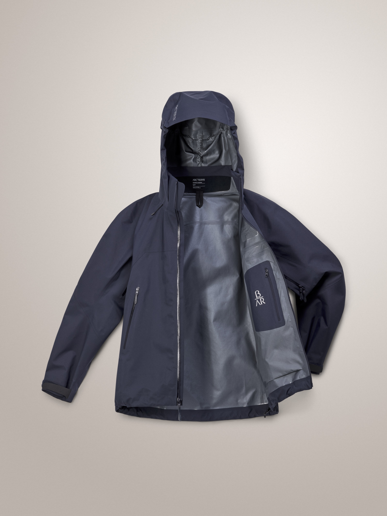 Beta AR Jacket Women's | Arc'teryx United States