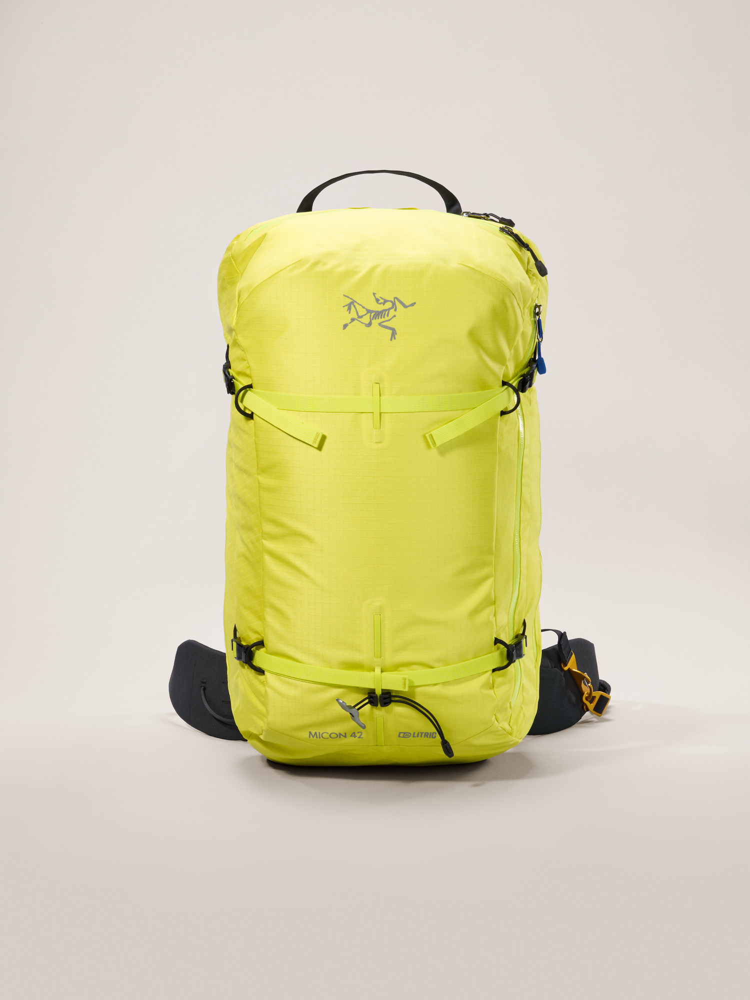 Micon LiTRIC™ 42 Avalanche Airbag | Arc'teryx Canada