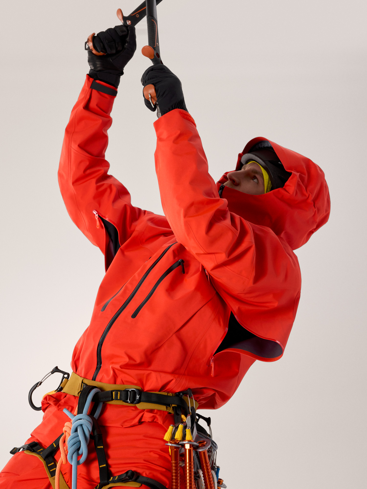 Alpha SV Jacket Men's | Arc'teryx Outlet