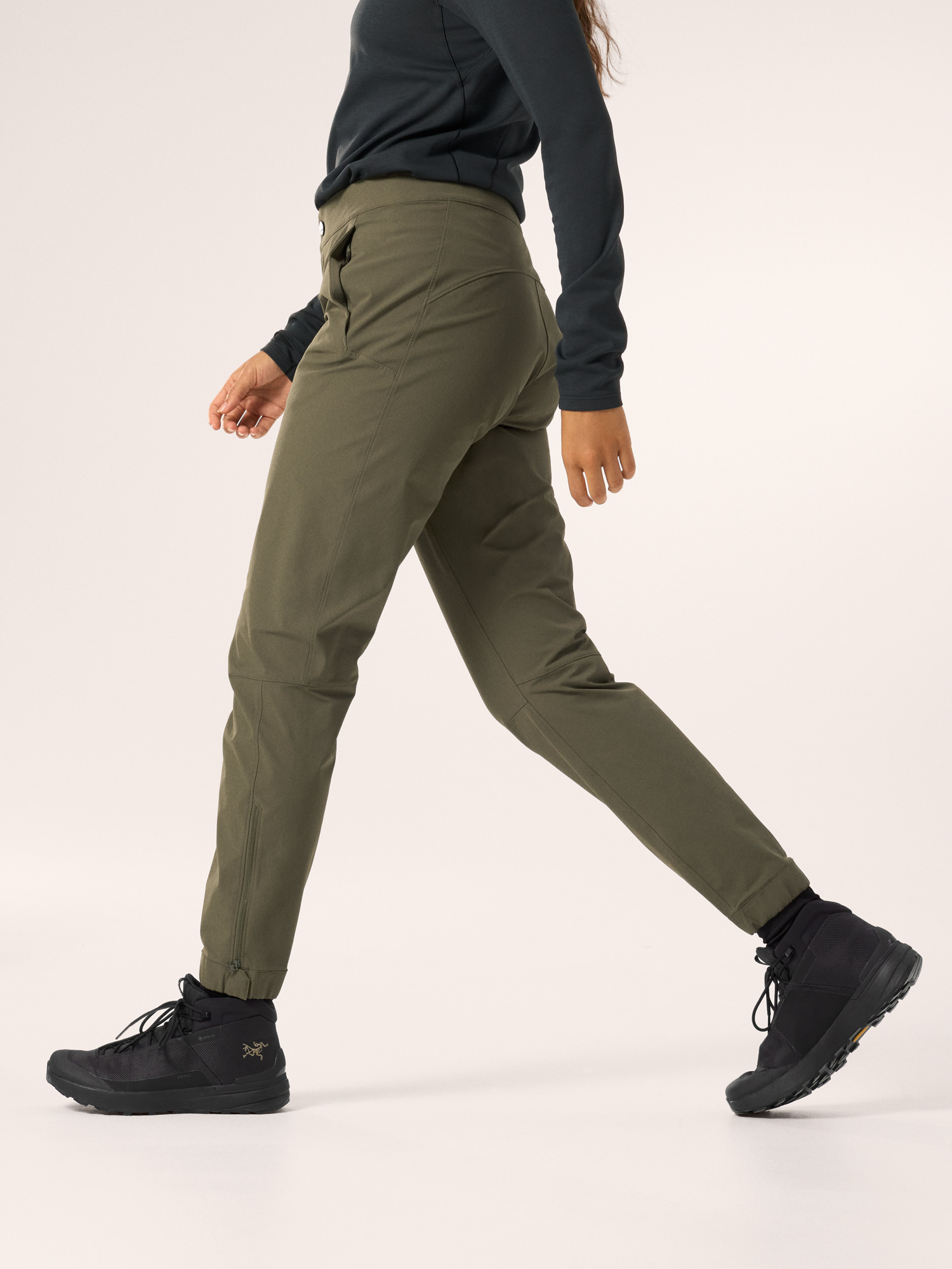 【archi】TAPERED PANTS archi】TAPERED PANTS ARCHI:TAPERED CORDUROY PANTS | BTR