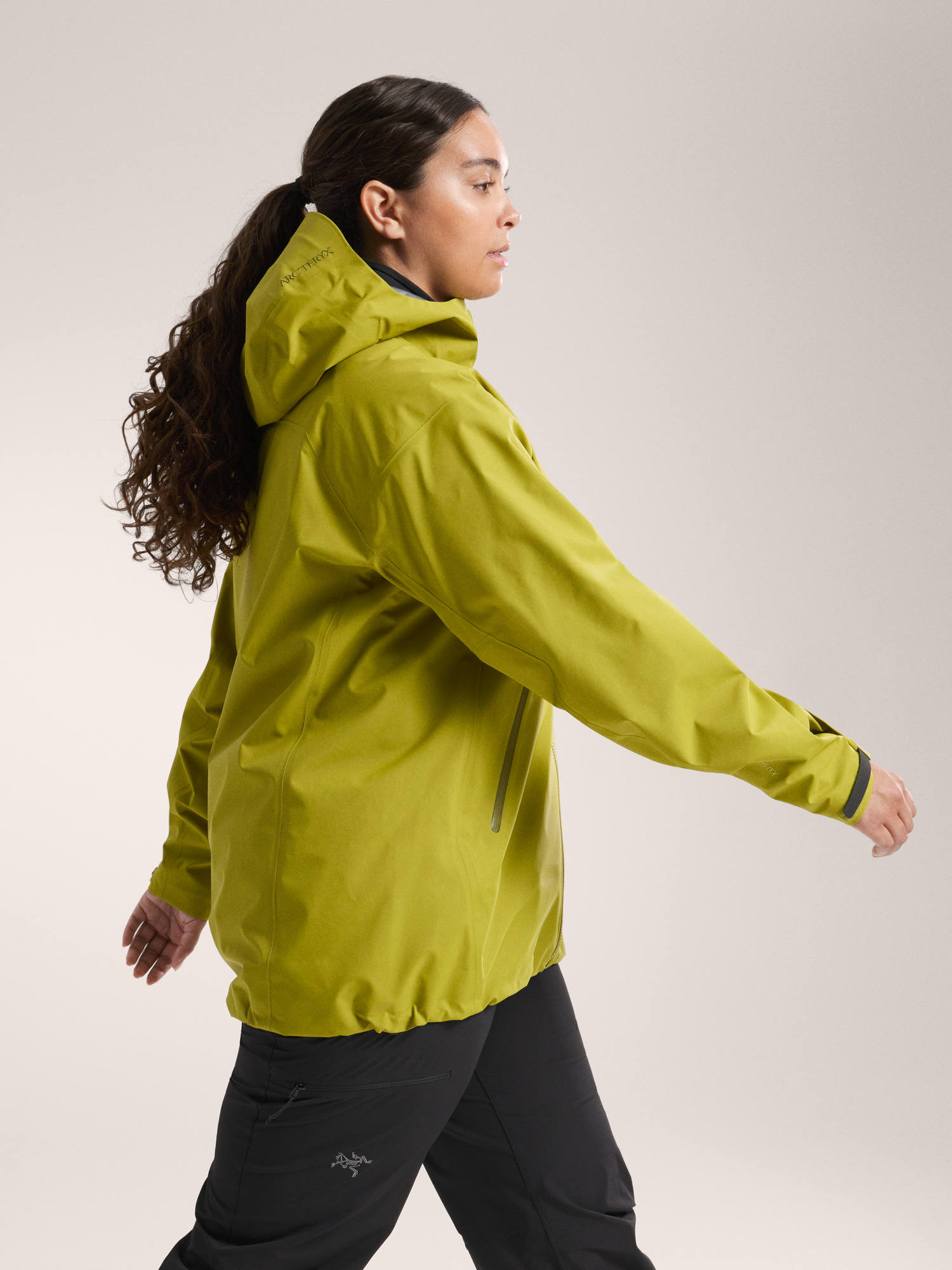 Beta Jacket Women's