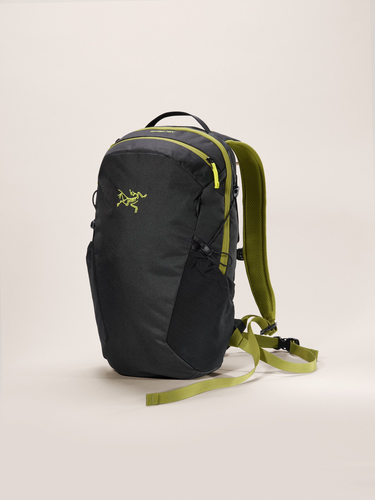 Arc'teryx マンティス16 マンティス 16 バックパック – アークテリクス公式オンラインストア