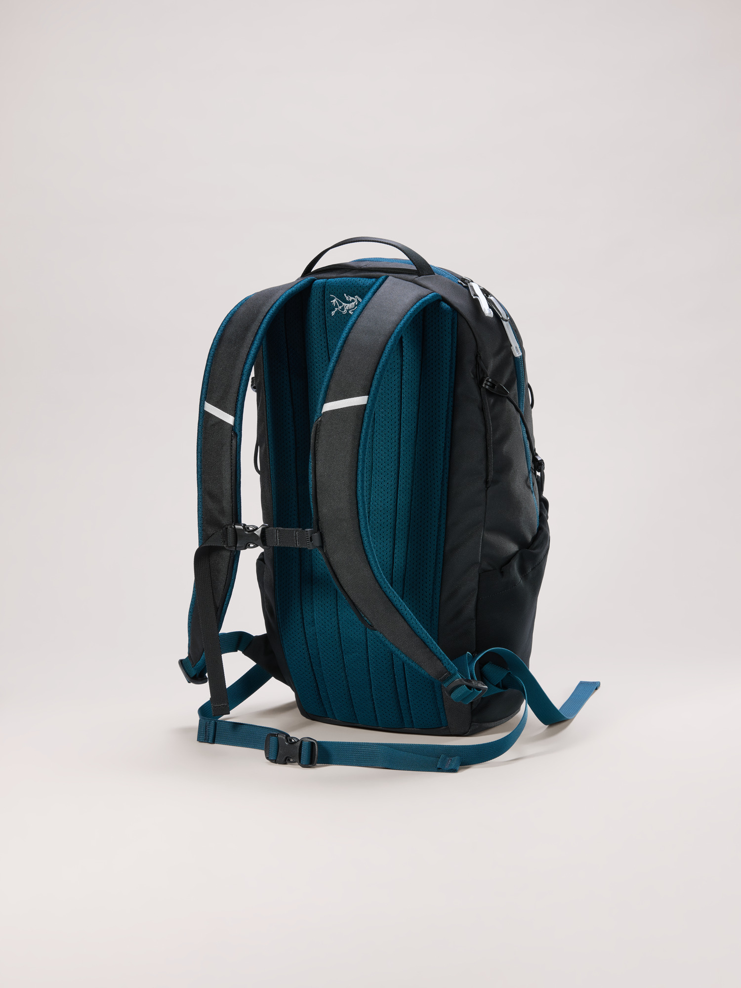 Mantis 16 Backpack | Arc'teryx United States