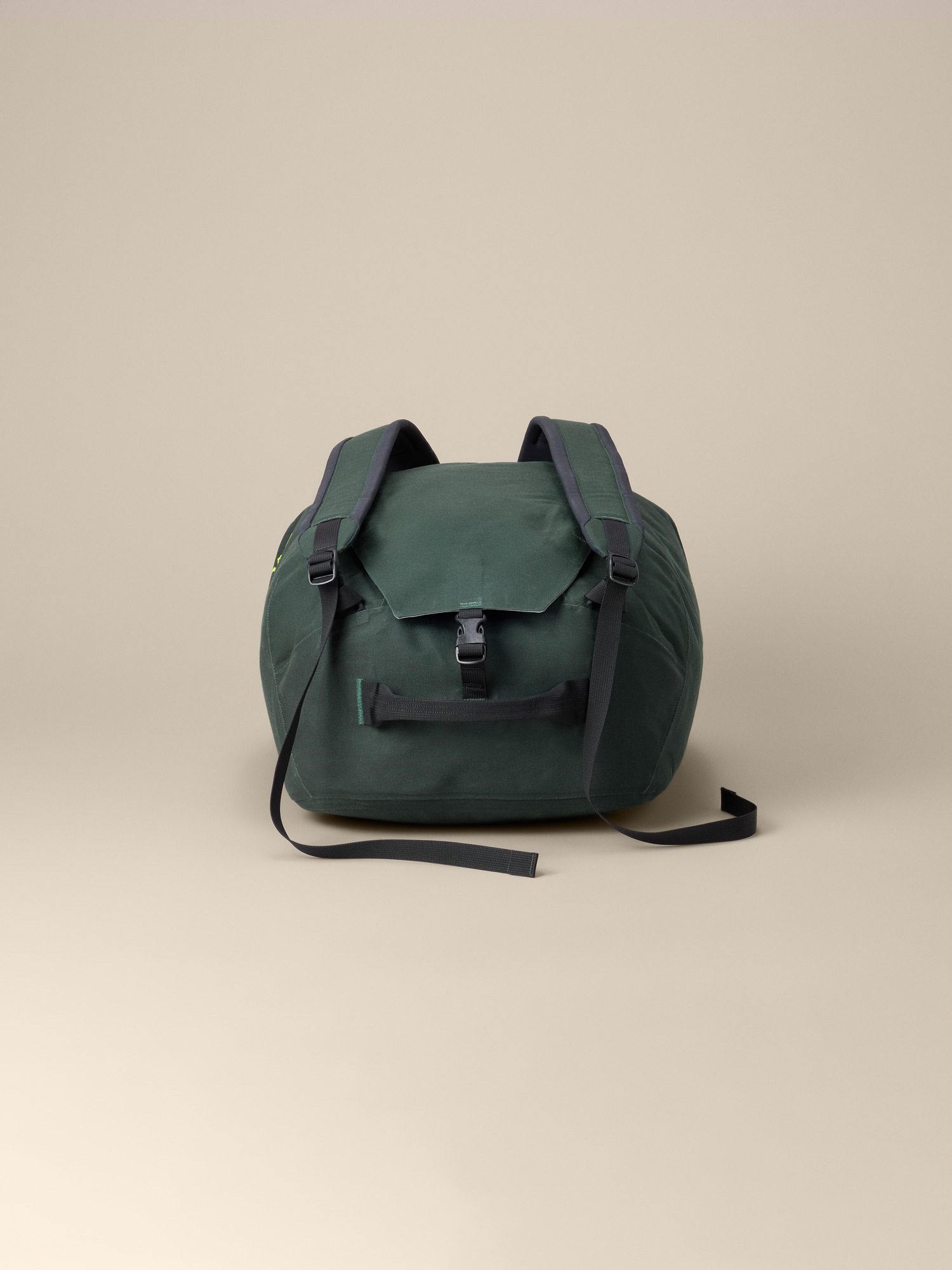 Carrier 40 Duffle | Arc'teryx United States