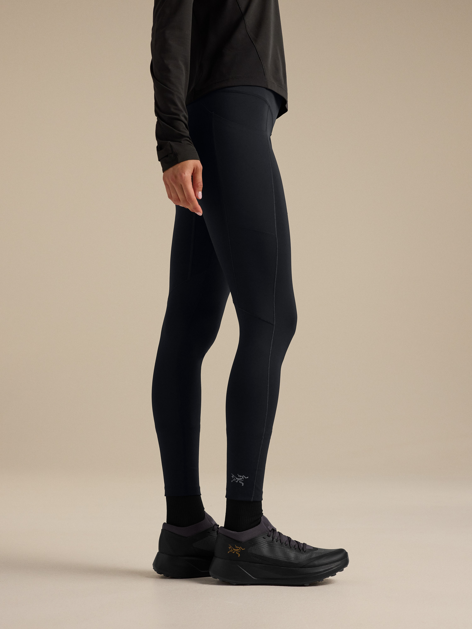 F26-X000007856-Essent-High-