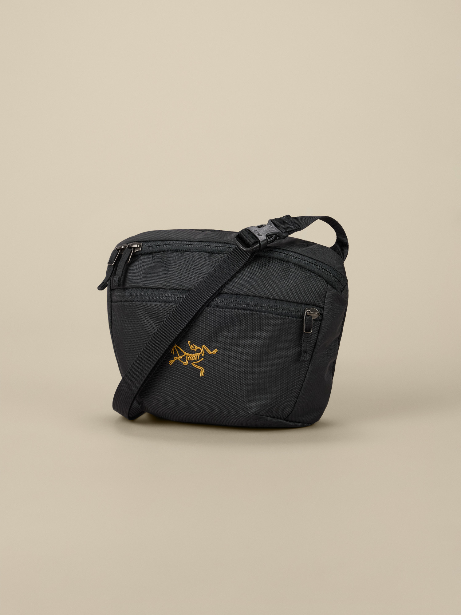 Сумка Arc'teryx Mantis 2 Waist Pack, цвет: 24k Чёрный