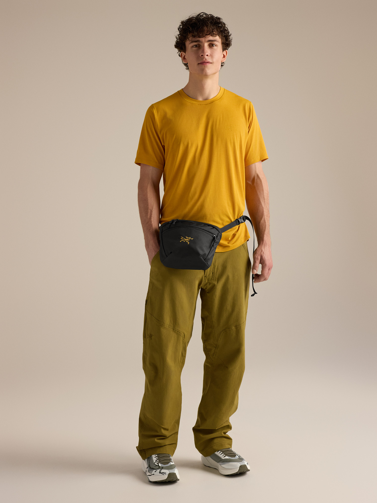 Сумка Arc'teryx Mantis 2 Waist Pack, цвет: 24k Чёрный — фото 8