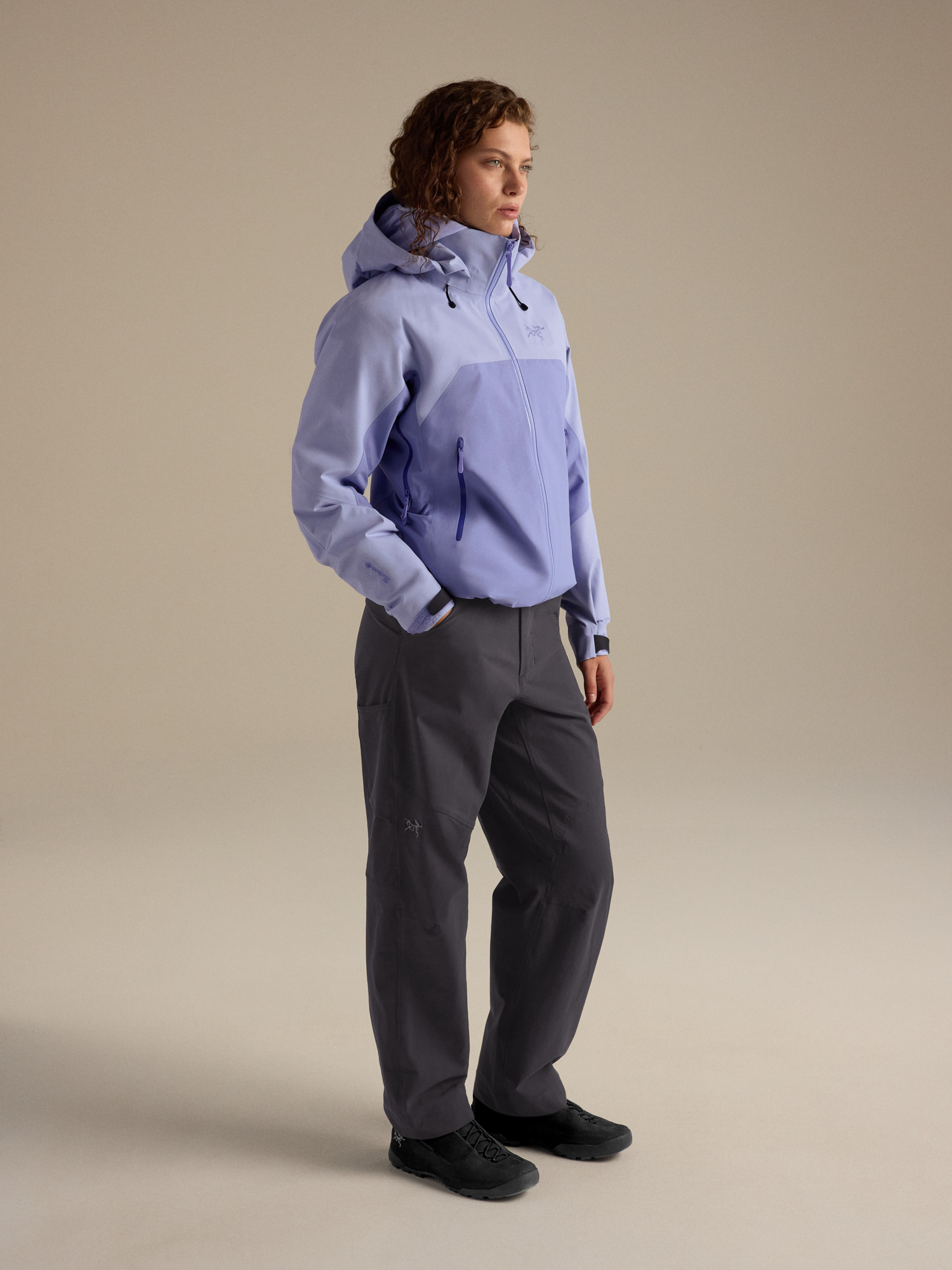 Женские брюки Arc'teryx Clarkia Cotton Wide Leg, цвет: Чёрный — фото 2
