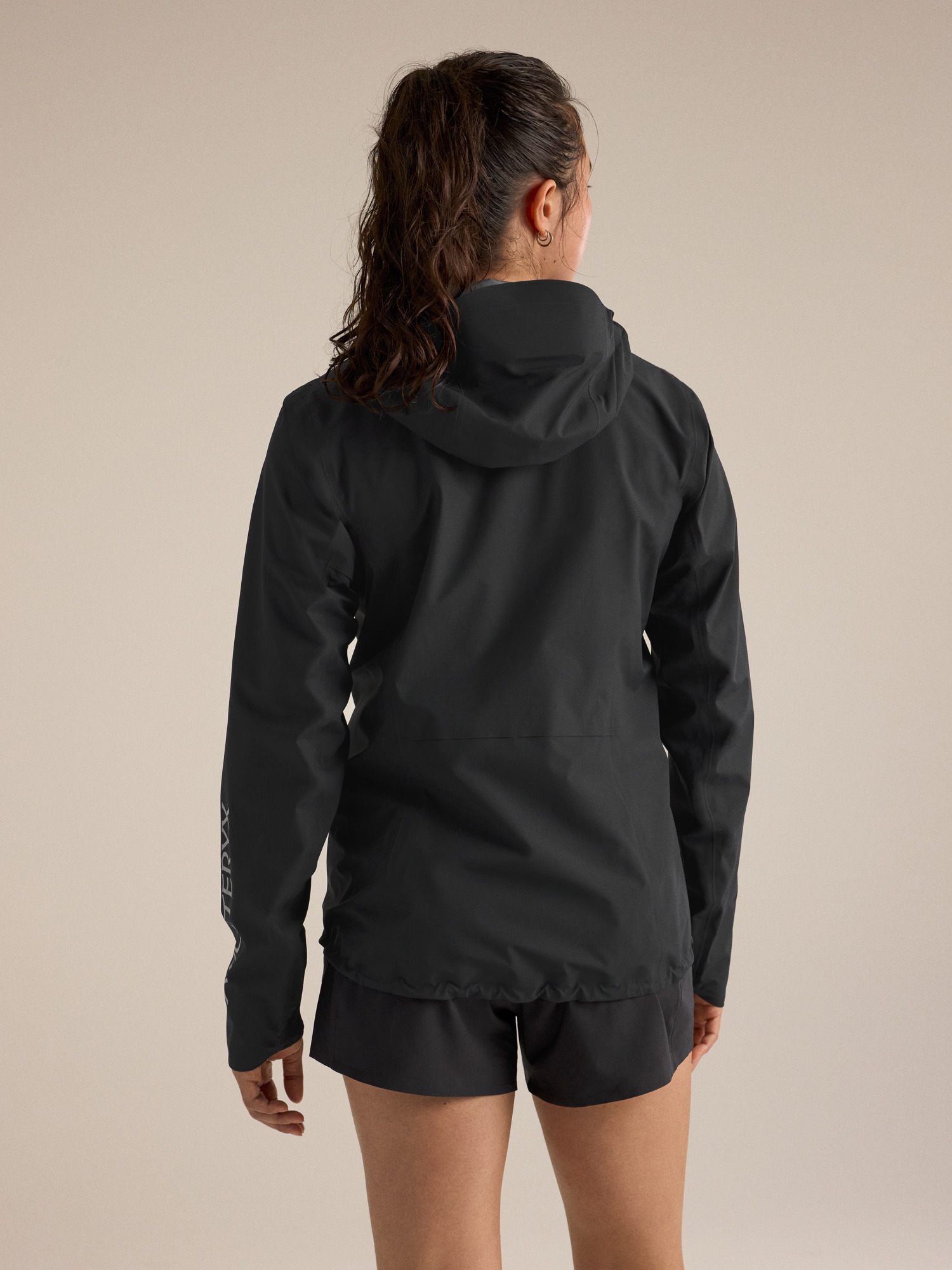 F26-X000009469-Norvan-Jacket-