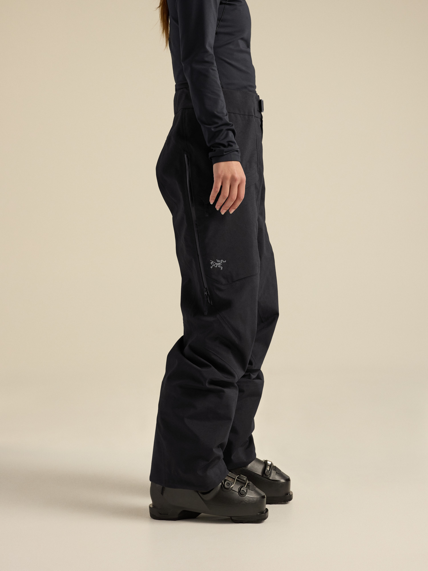 Женские брюки Arc'teryx Incendia, цвет: Чёрный — фото 6