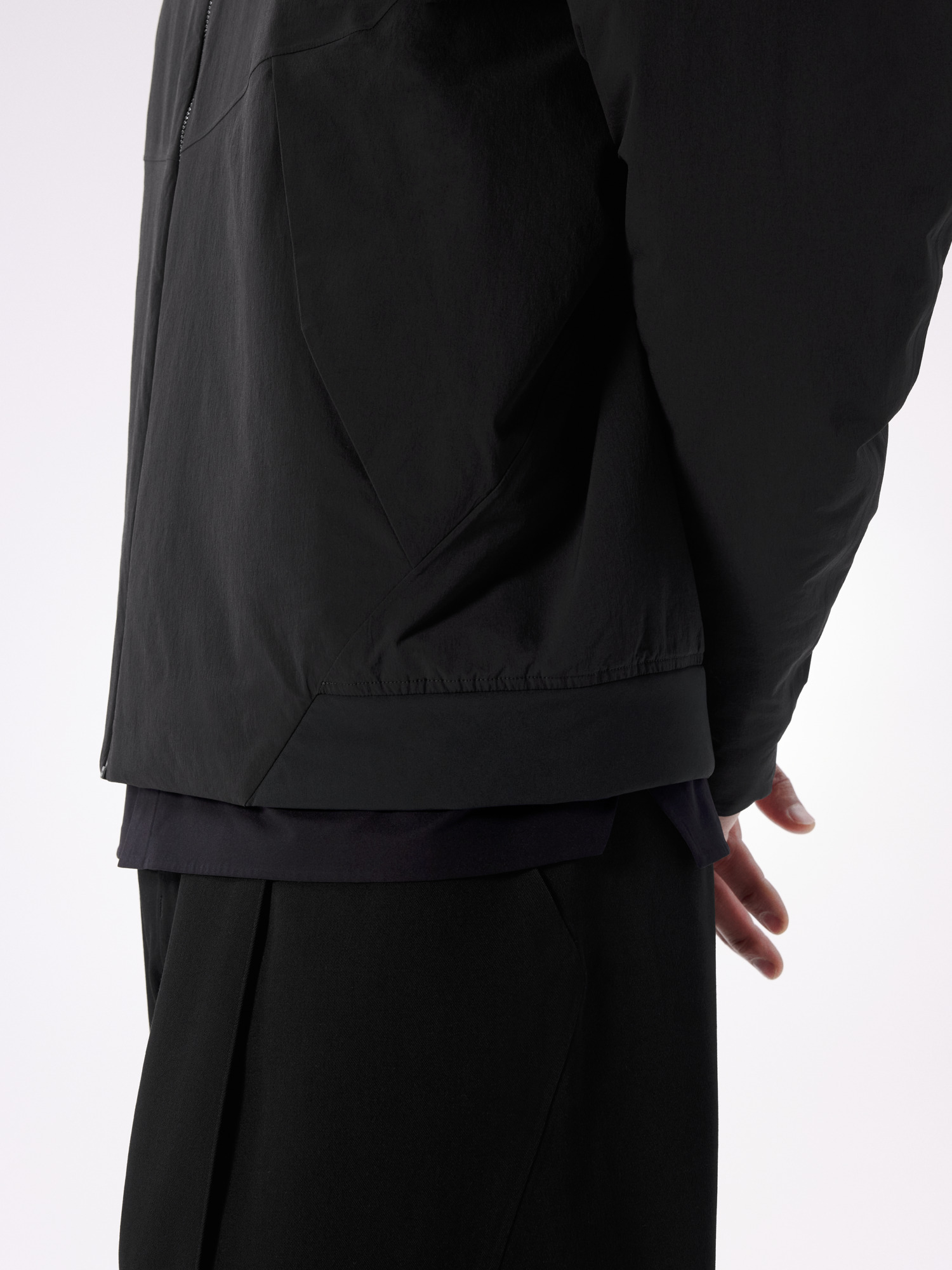 Мужская куртка Arc'teryx Diode Insulated Bomber, цвет: Чёрный — фото 8