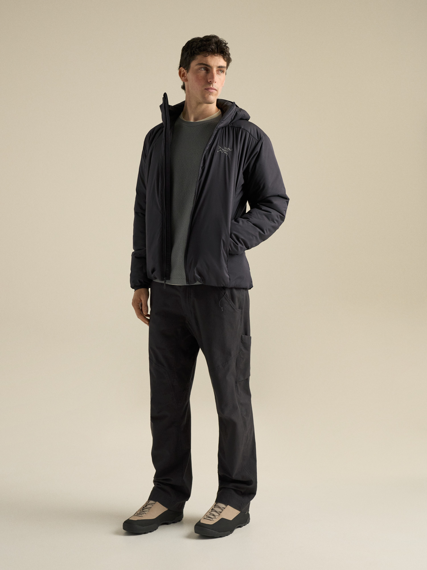 Мужские куртки Arc'teryx Atom SV Hoody, цвет: Чёрный — фото 2
