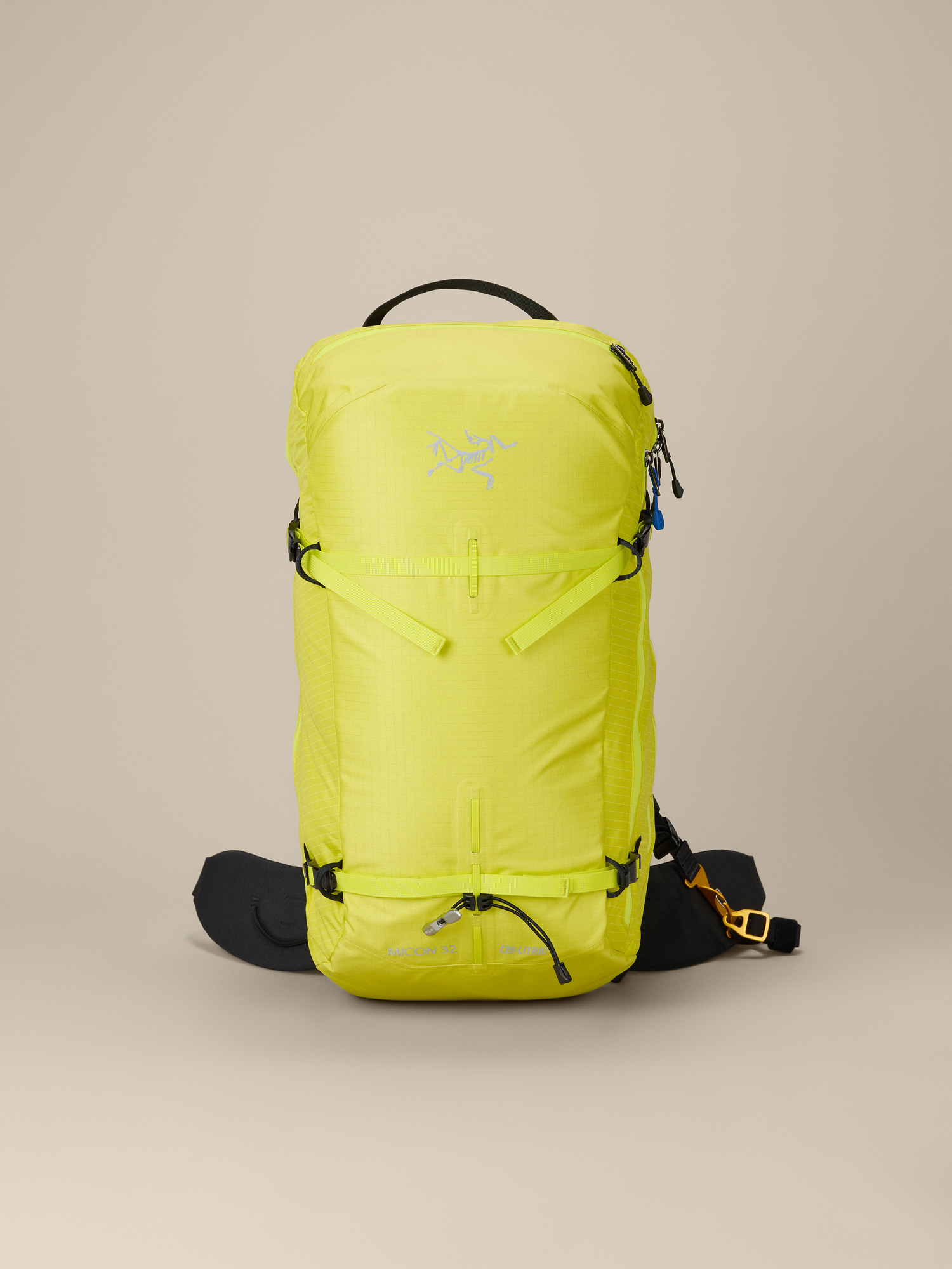Micon LiTRIC™ 32 Avalanche Airbag | Arc'teryx Canada