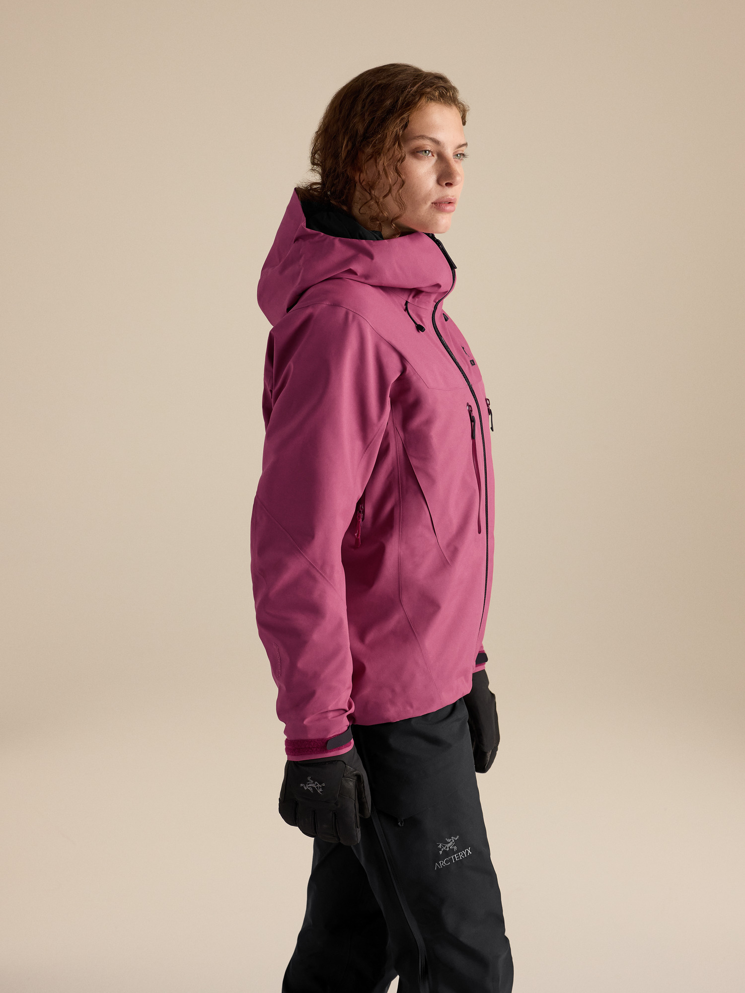 Alpha SV Jacket Women's | Arc'teryx United States