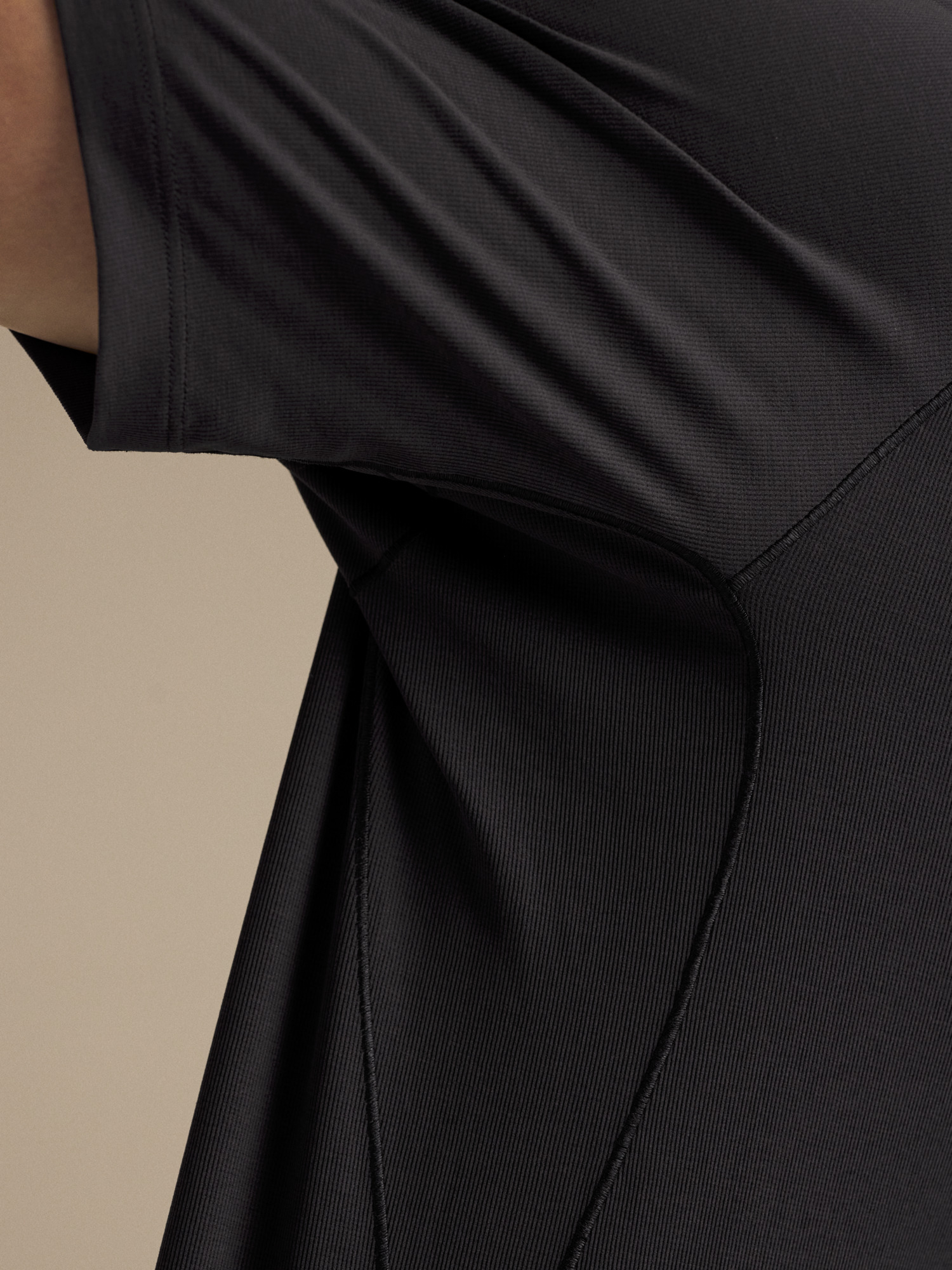 Мужская рубашка Arc'teryx Cormac Logo Shirt SS, цвет: Чёрный — фото 6
