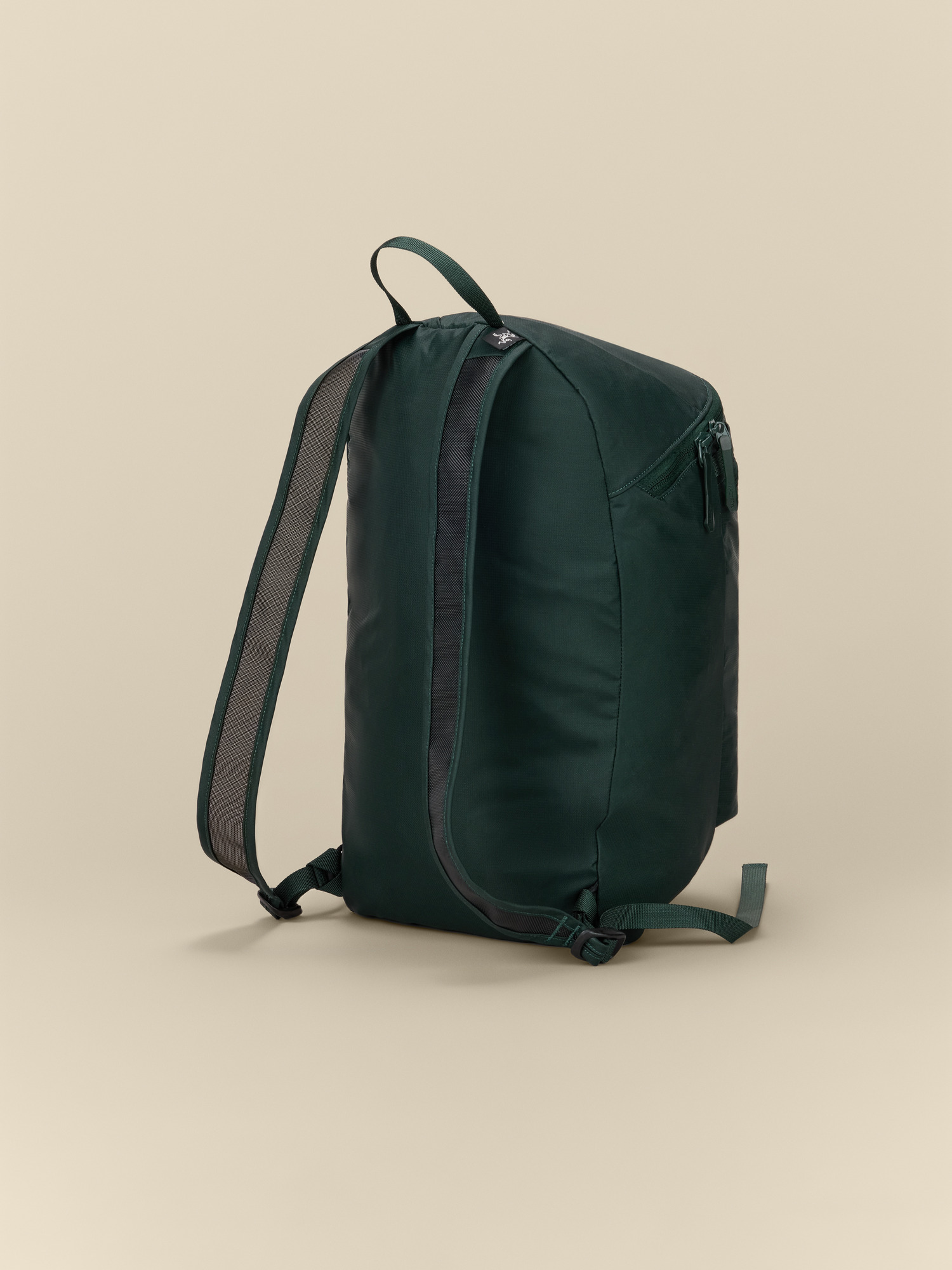 Heliad 15 Backpack | Arc'teryx Canada