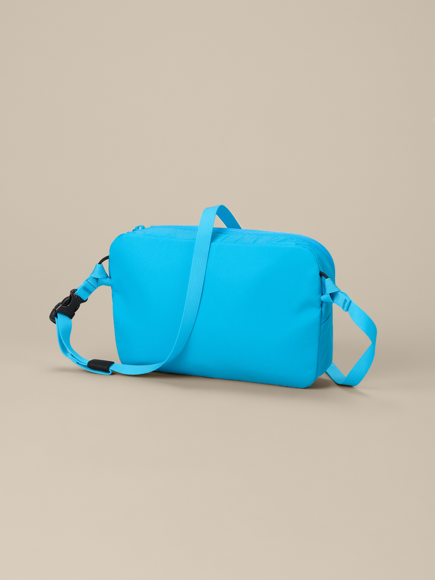 Сумка Arc'teryx Heliad Crossbody, цвет: Aquaculture — фото 2