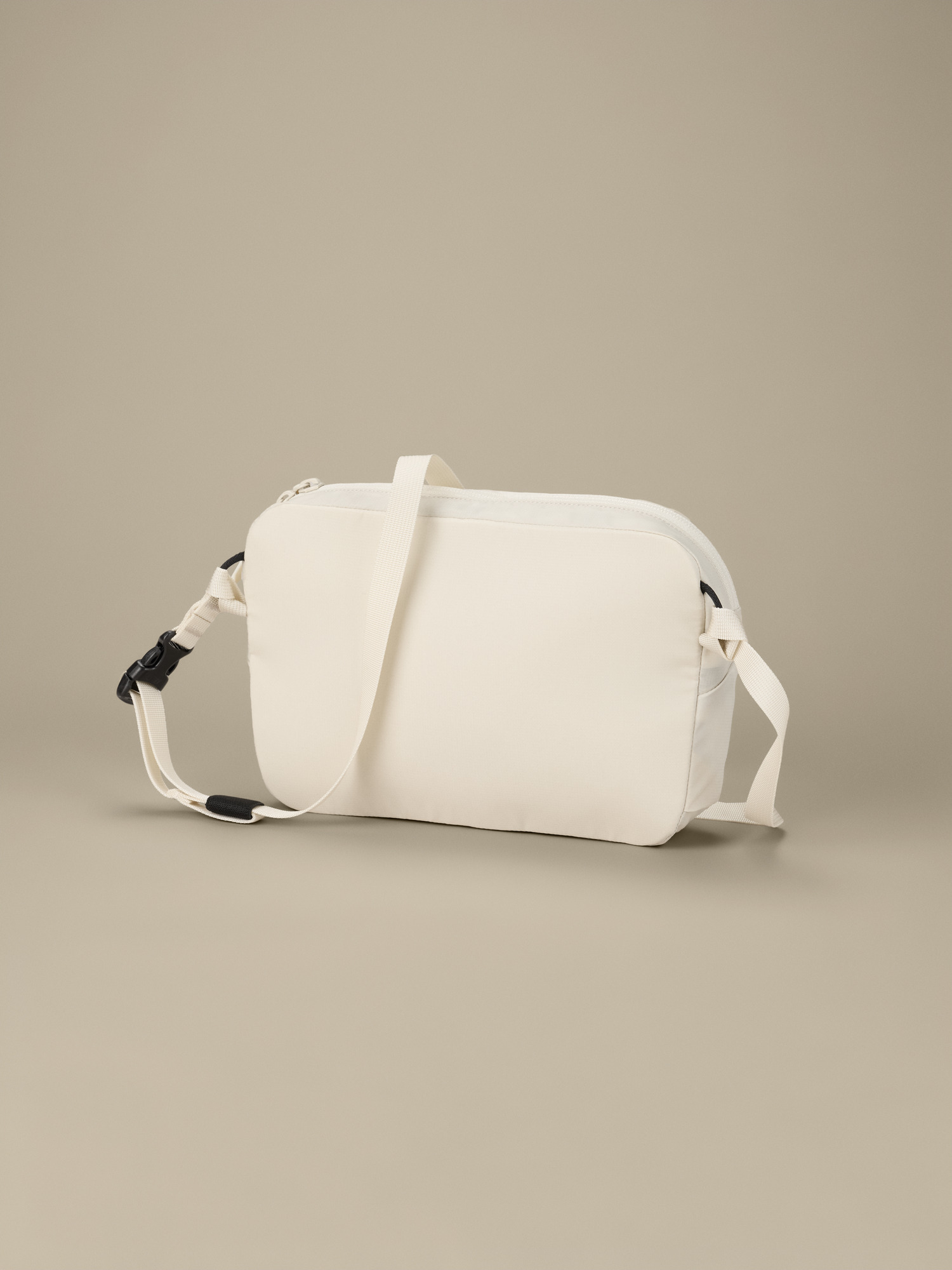 Heliad Crossbody Bag | Arc'teryx Denmark