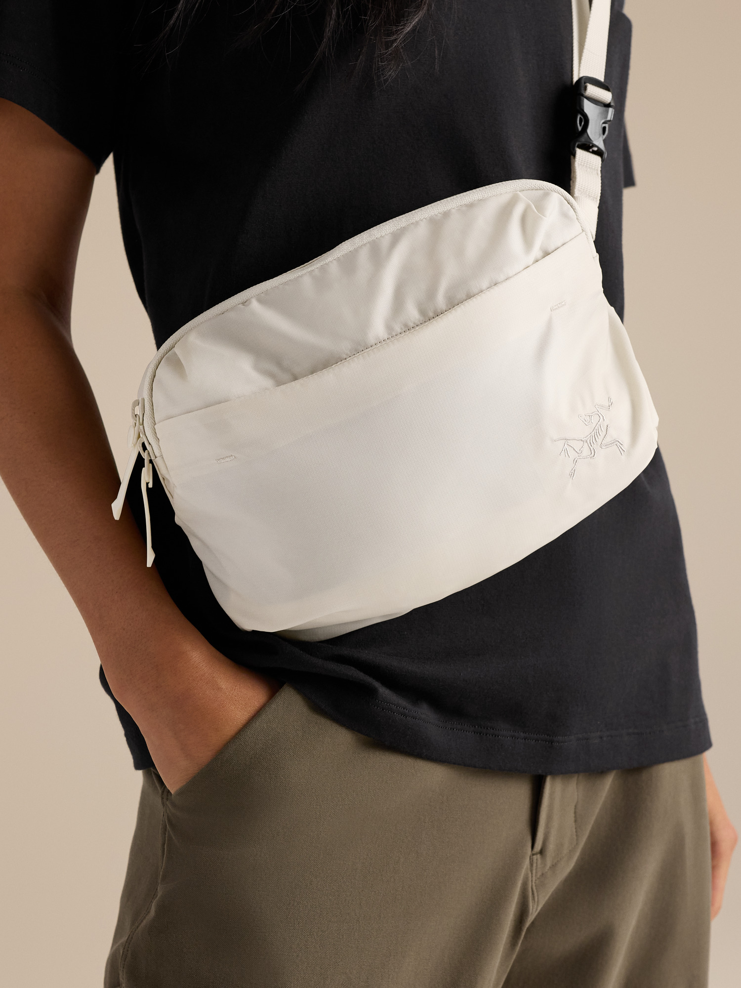 Heliad Crossbody Bag