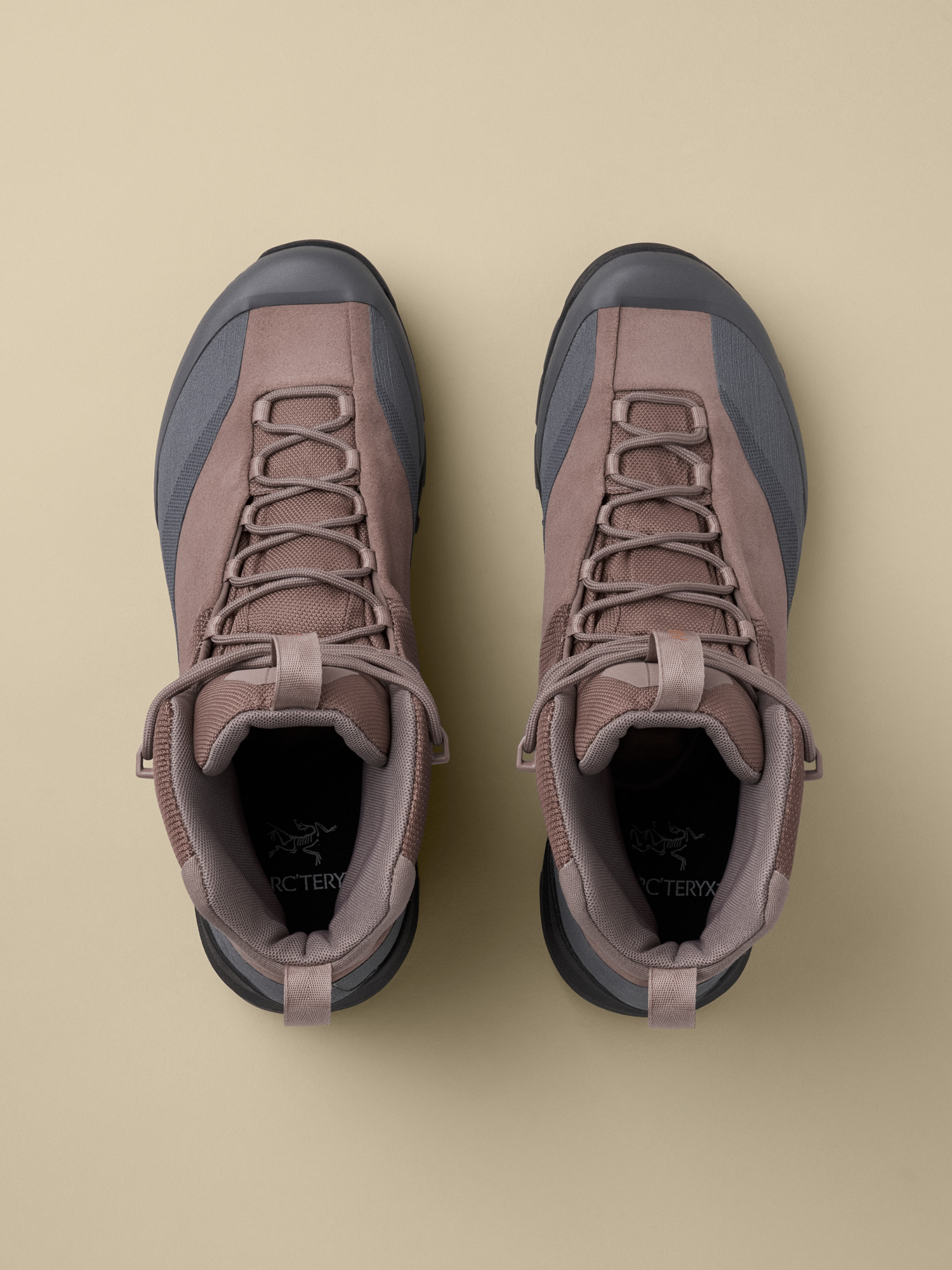 Konseal Trek Boot