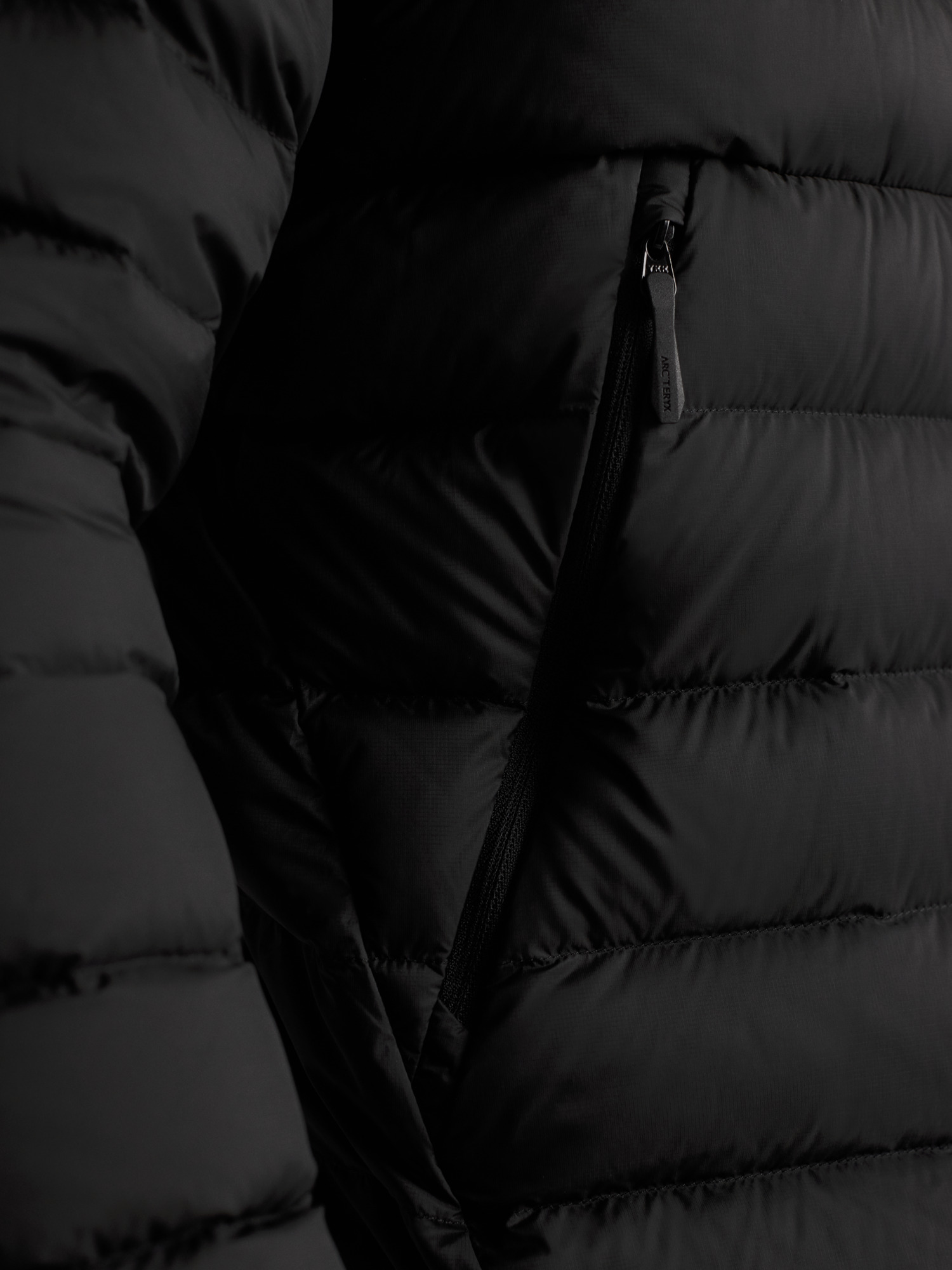 Мужские куртки Arc'teryx Cerium Hoody, цвет: Чёрный — фото 6