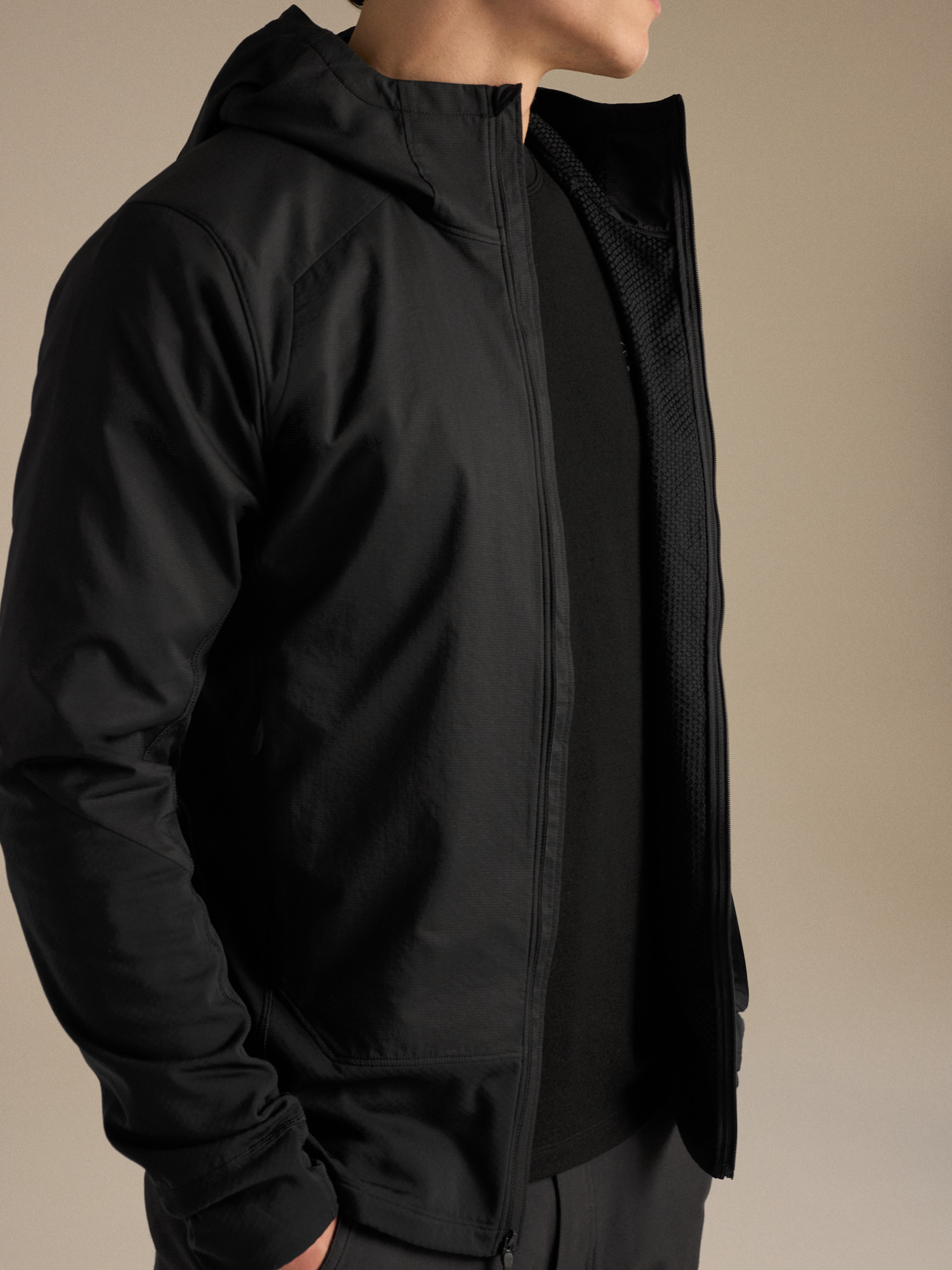 Delta Hybrid Hoody