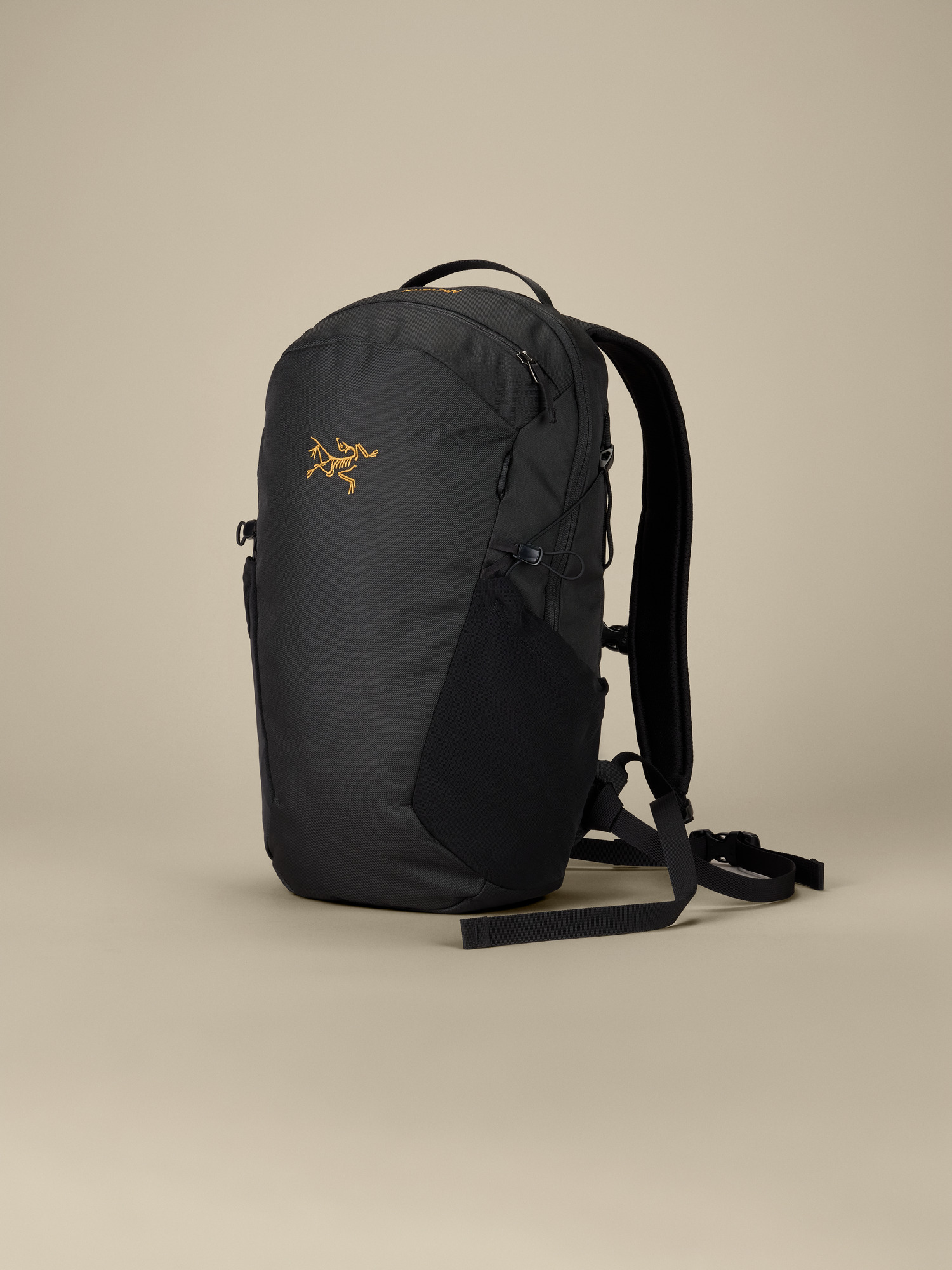 美品★ARC'TERYX Mantis 16 Backpack Black F26-X000010636-Mantis-16-