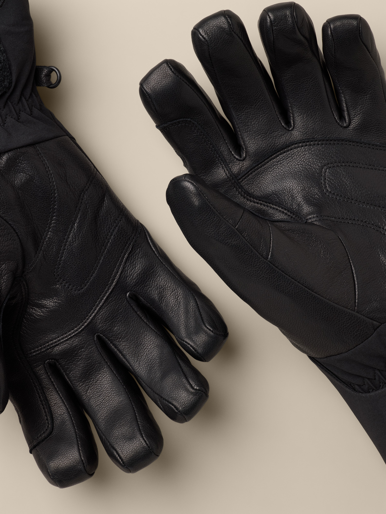 Sabre Glove | Arc'teryx United States