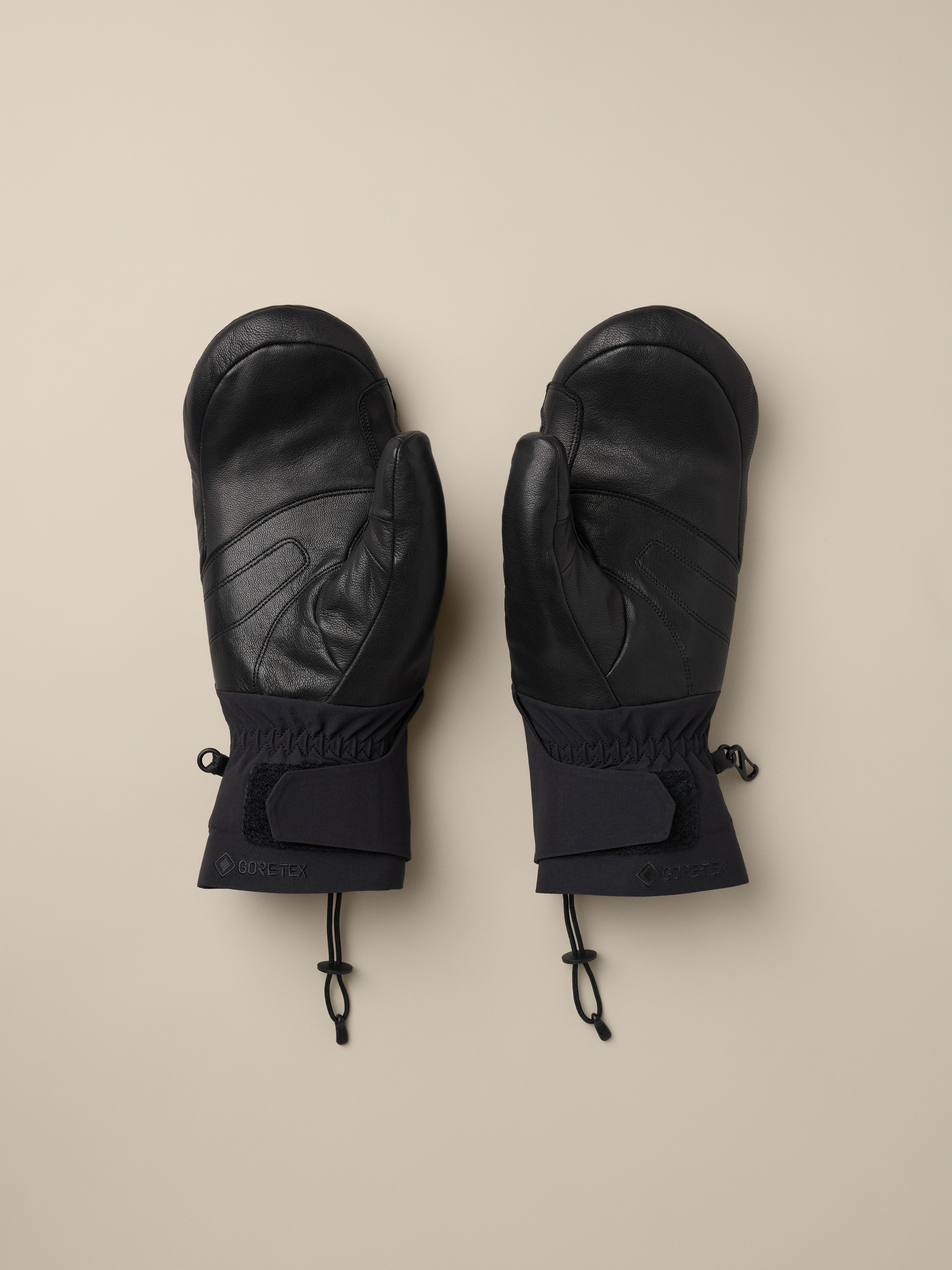 Sabre Mitten | Arc'teryx United States