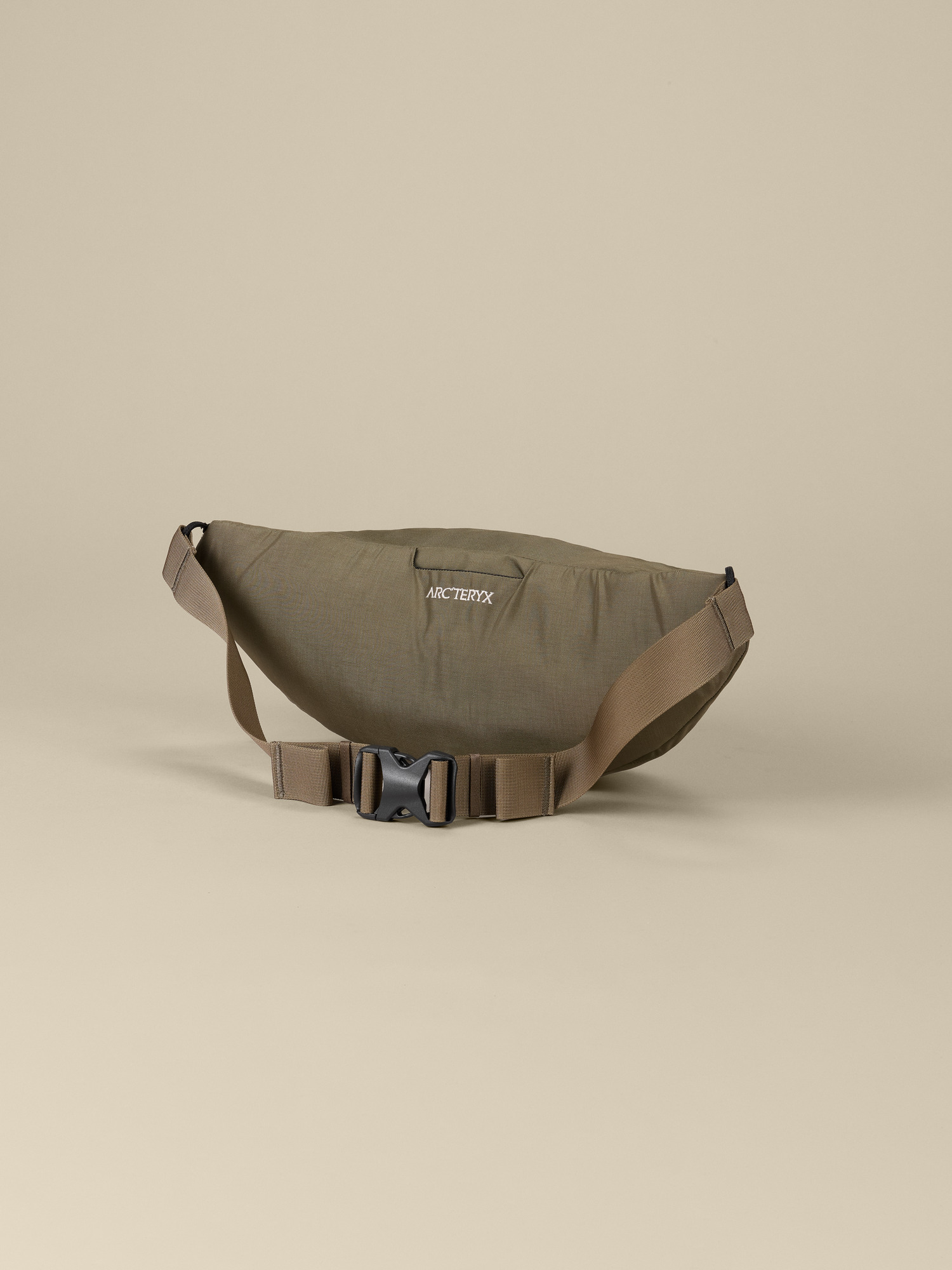 バッグ ARC'TERYX Axios 4 Crossbody Mon Axios 4 Crossbody | Arc'teryx Norway