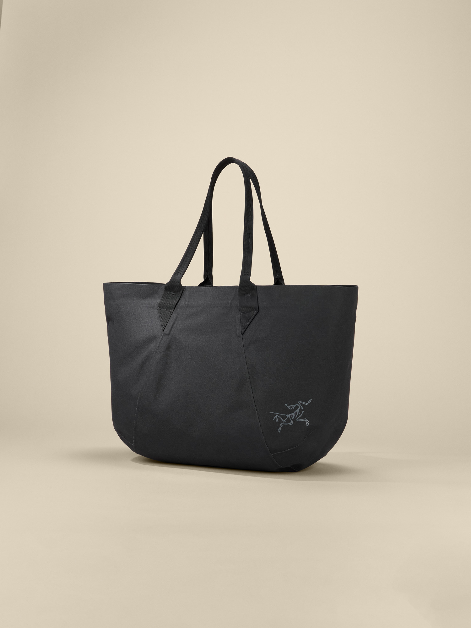 Arc'teryx Carrier Duffle 35 2way ブラック Carrier 35 Weekender | Arc'teryx United States