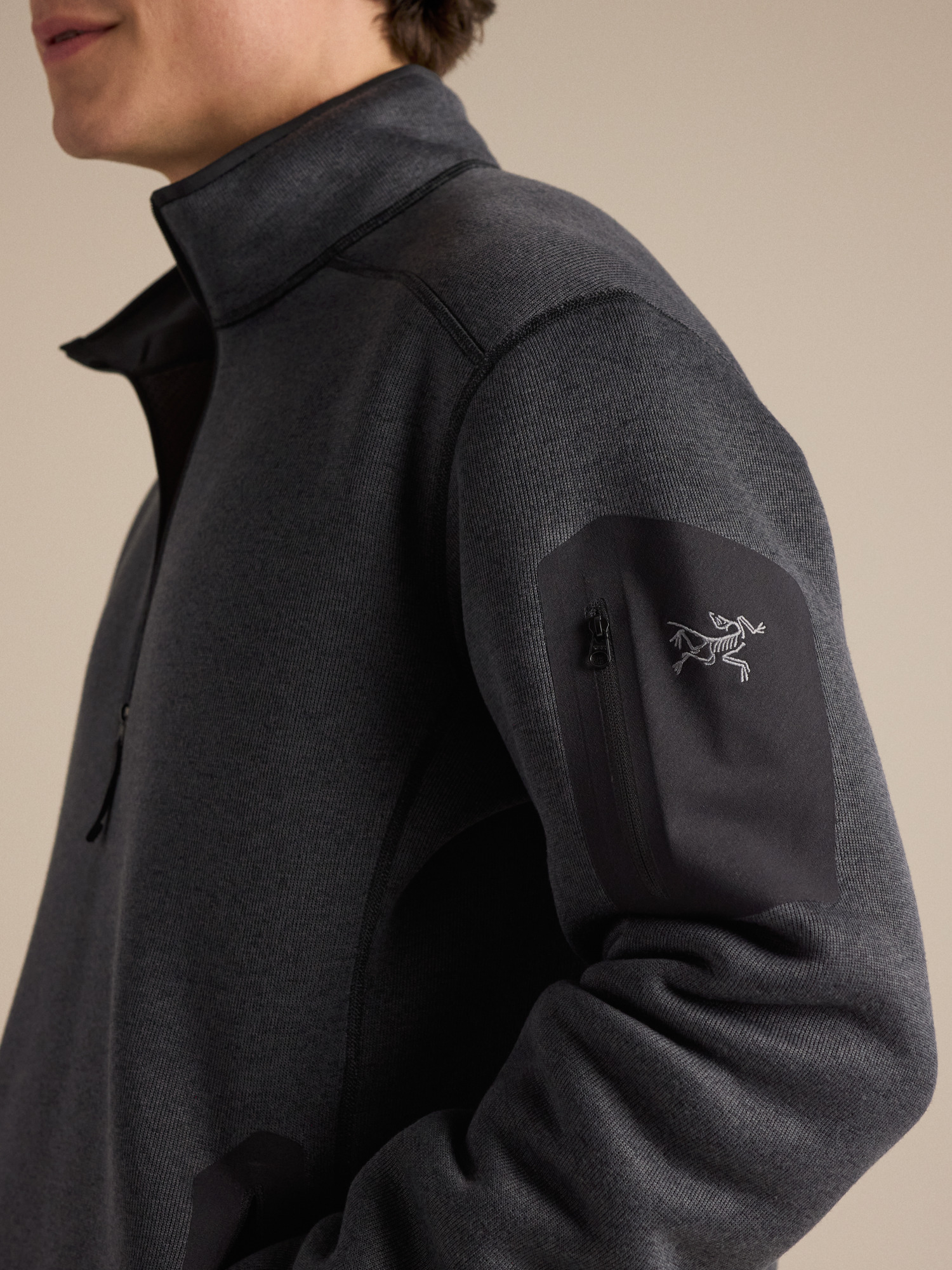 Arc'teryx Covert 1/2 Zip Neck Men's, цвет: Чёрный меланжевый — фото 6