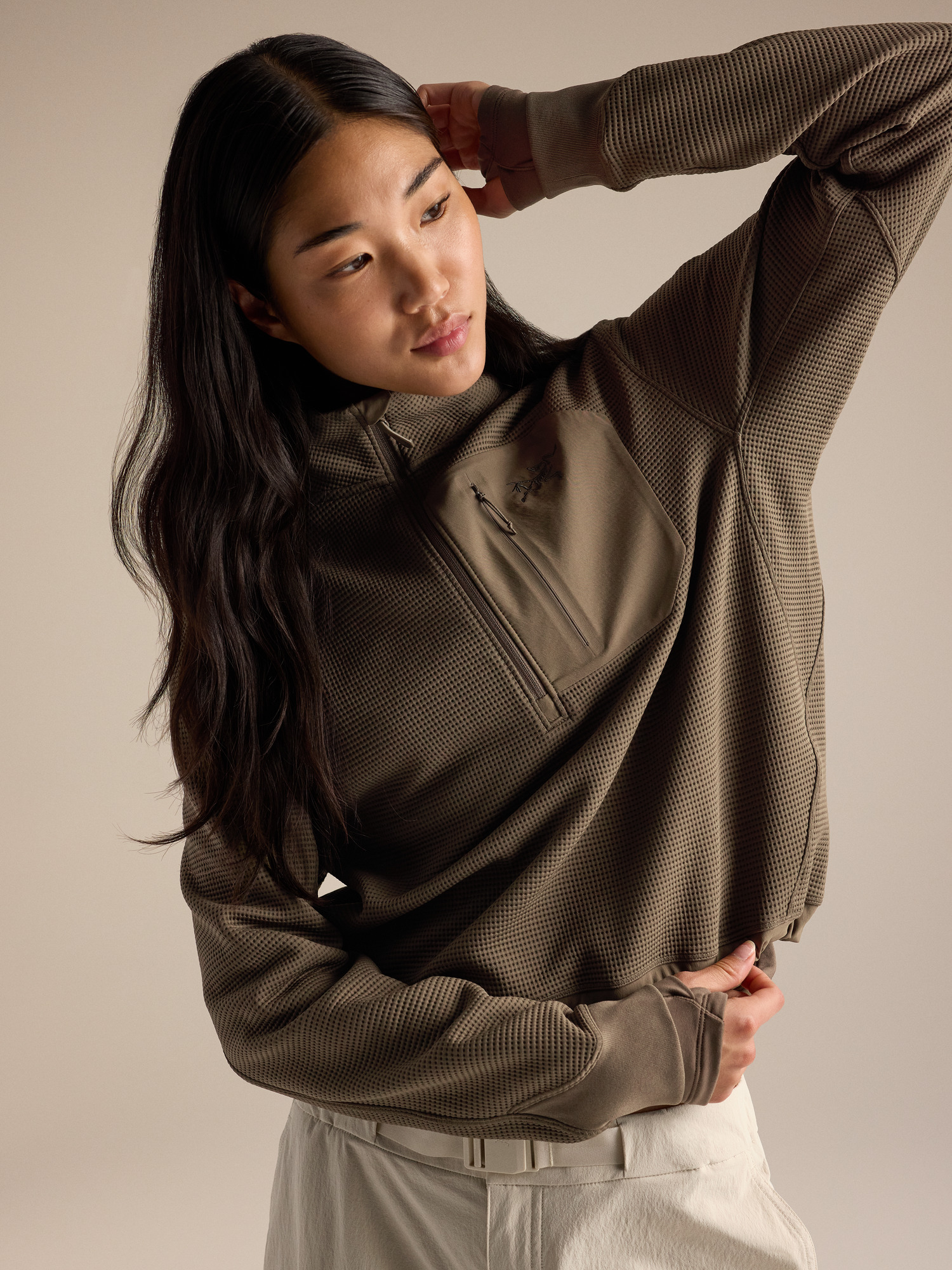 Olera Zip Neck