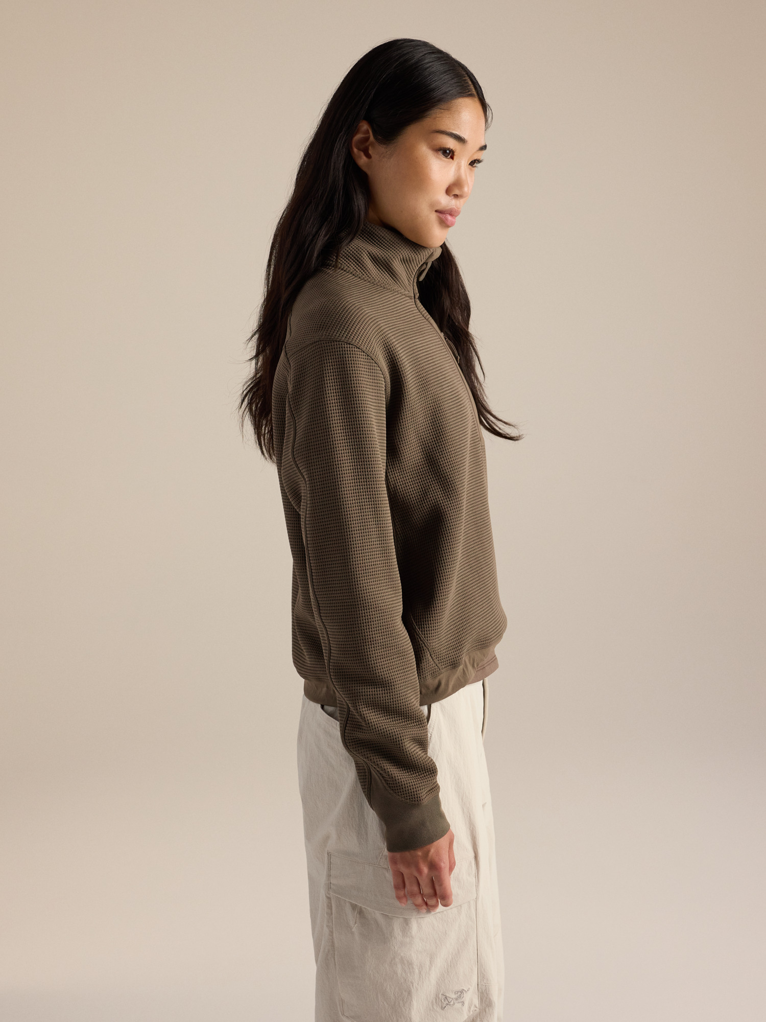 Olera Zip Neck