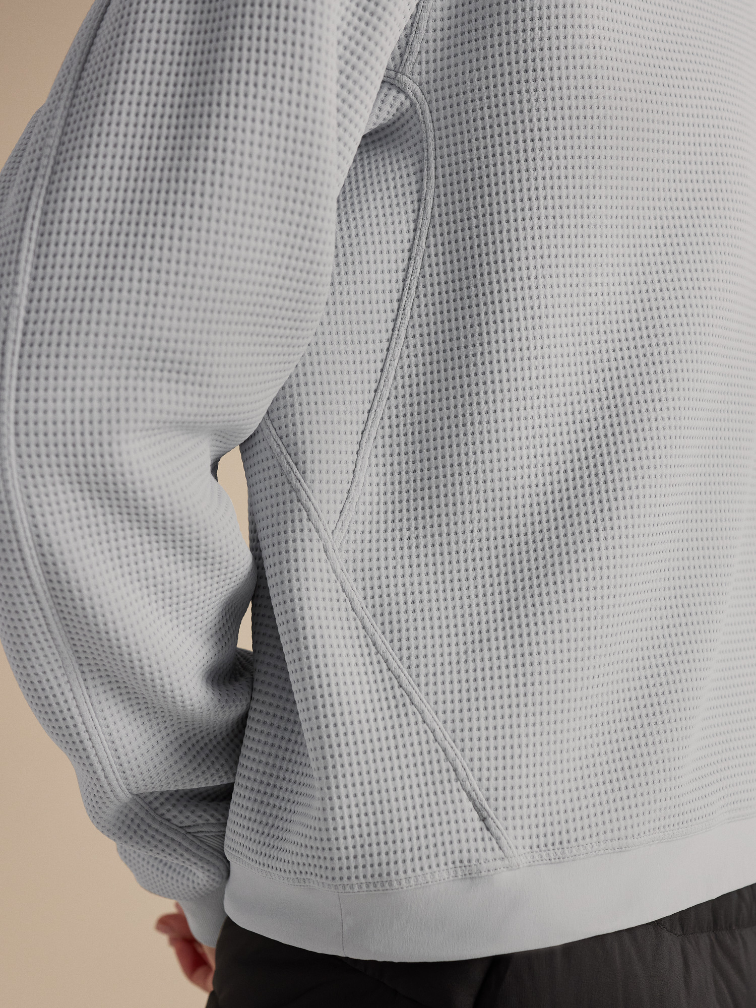 F26-X000010928-Olera-Zip-Neck-