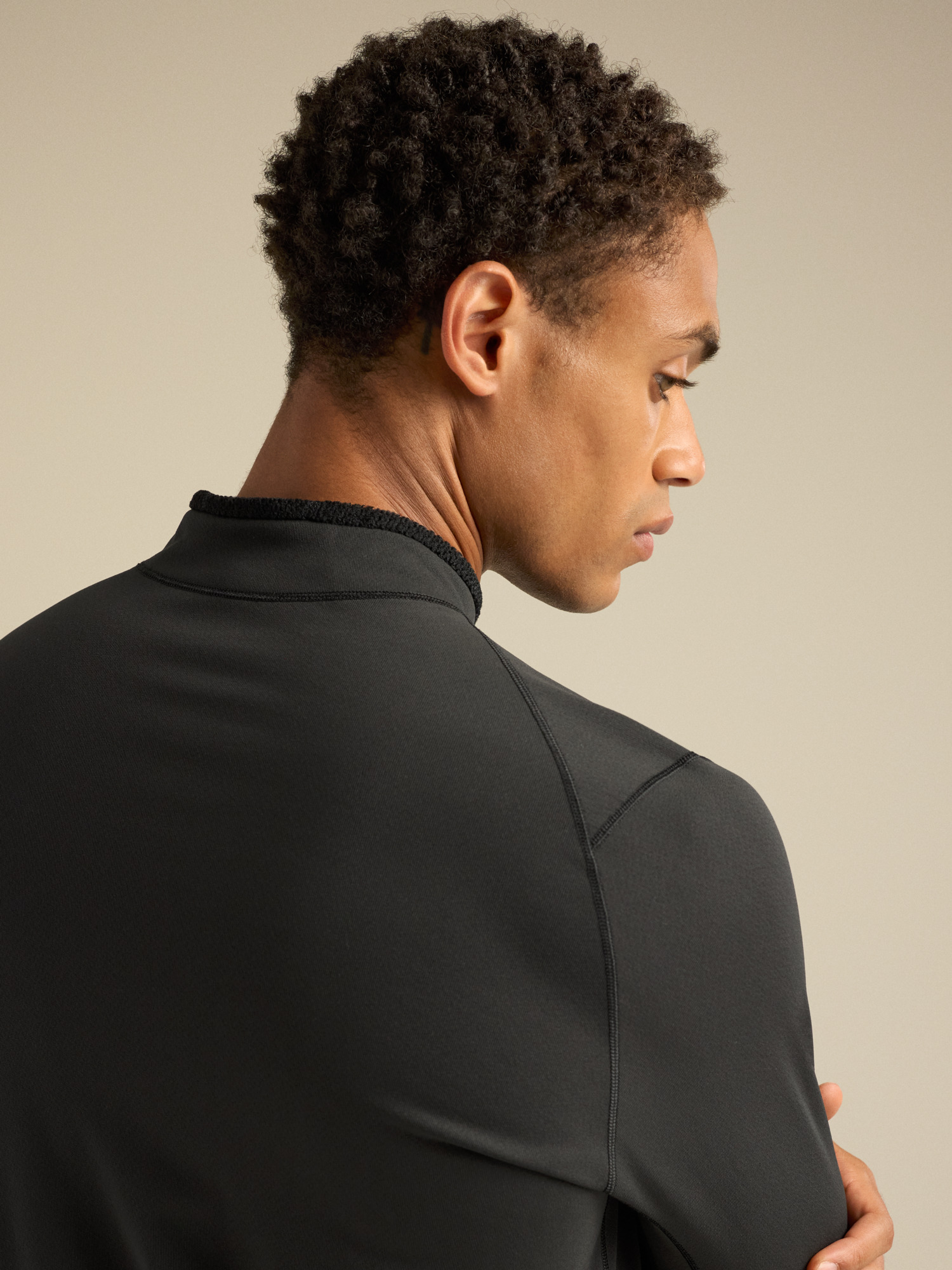 Rho SV Zip Neck