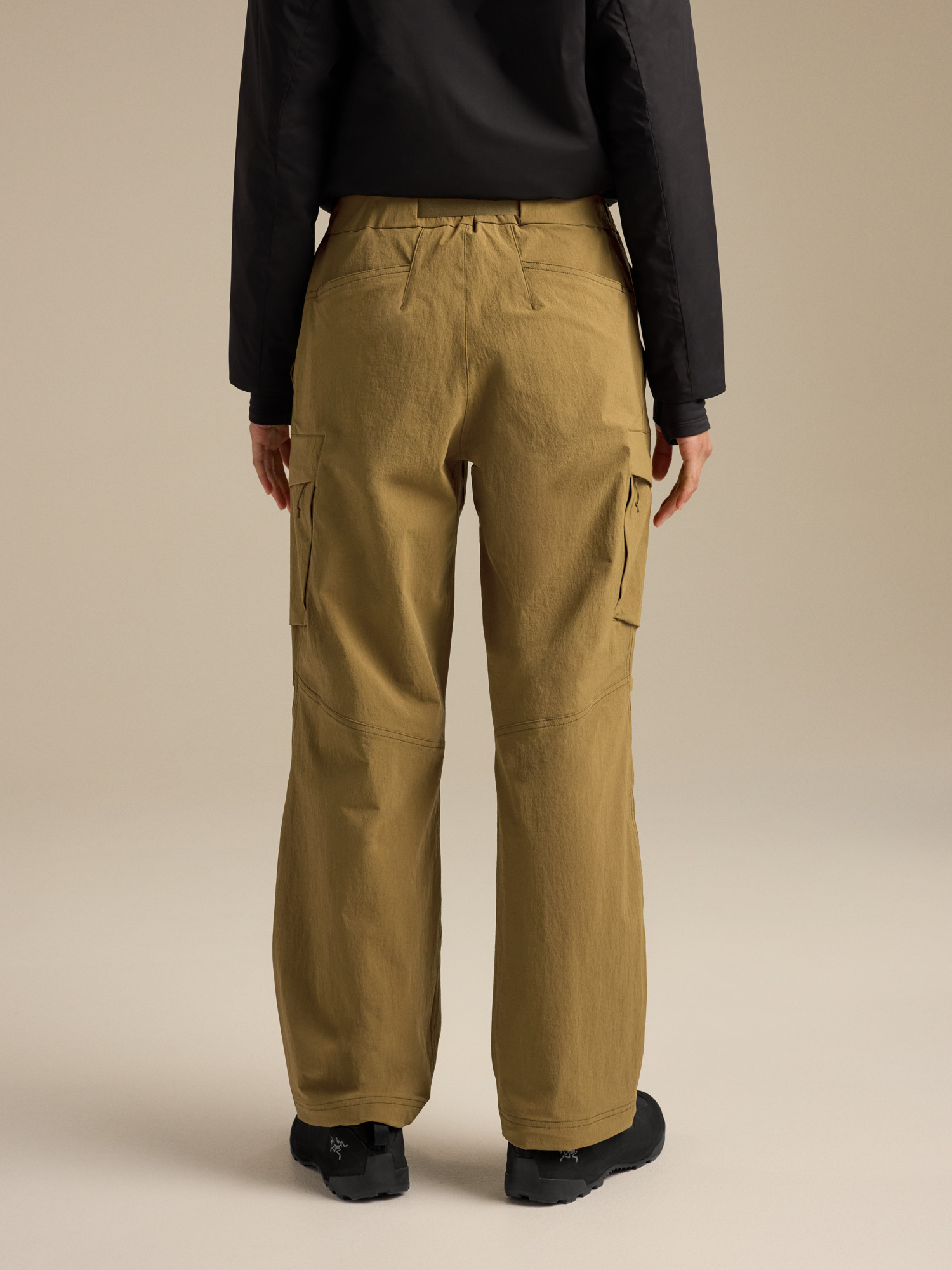Arcteryx Leutia pants Wカーゴパンツ Leutia Pant Women's | Arc'teryx United States