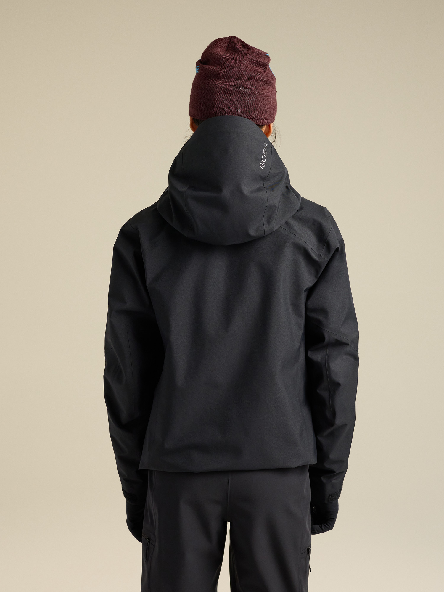 Beta SV Jacket Women's | Arc'teryx United States